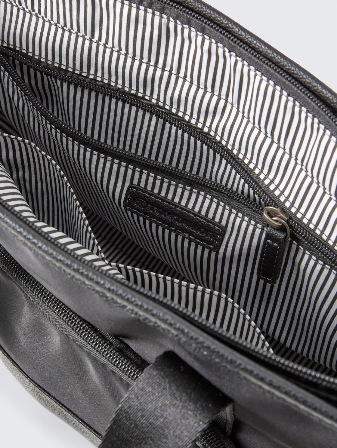 TTVIENE L Shopper mit Materialmix - schwarz / black - seitliche Produkt-Ansicht 