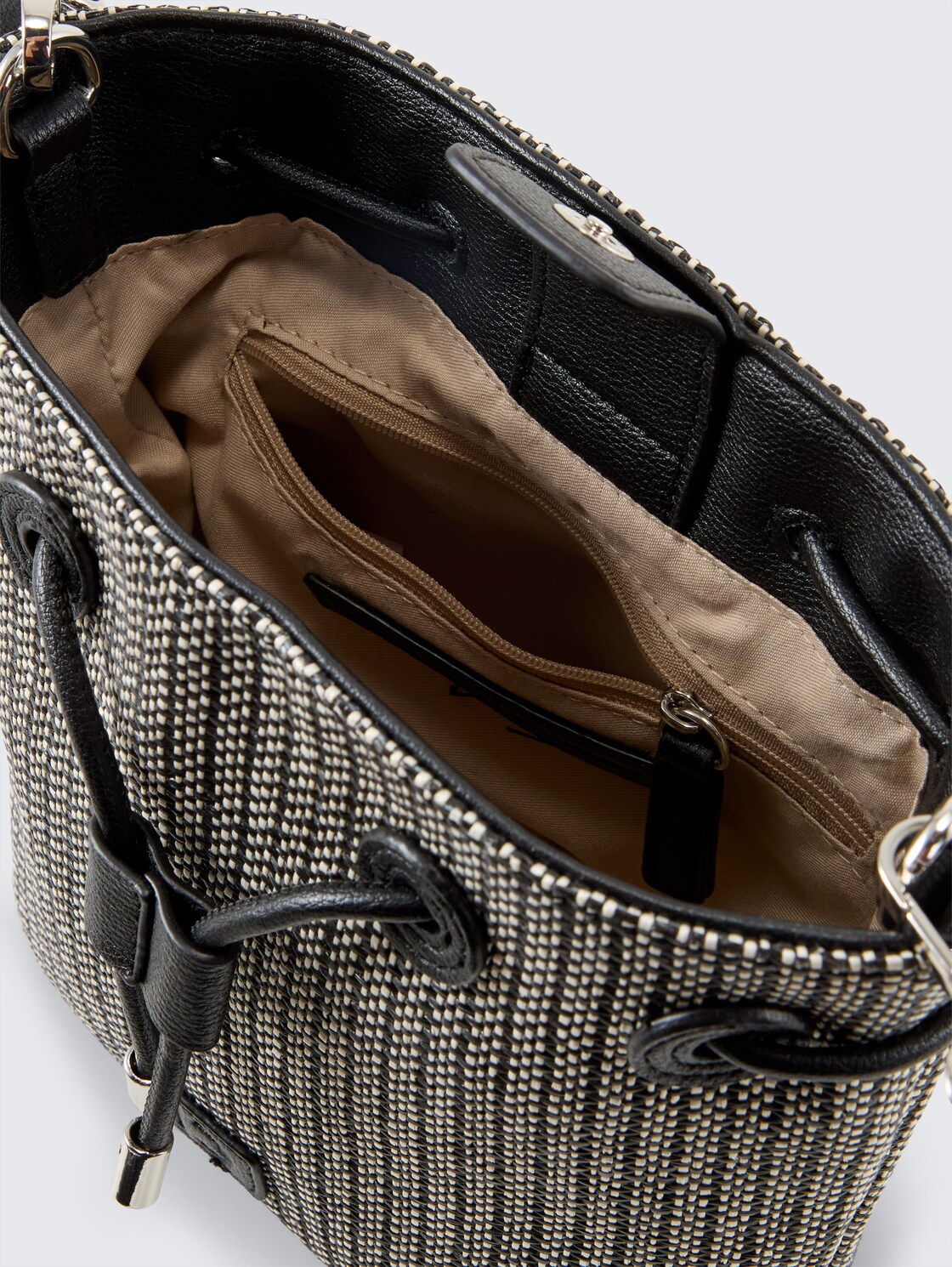 TTMADELYN S Crossbody bag in raffia look - mixed black - side product view 