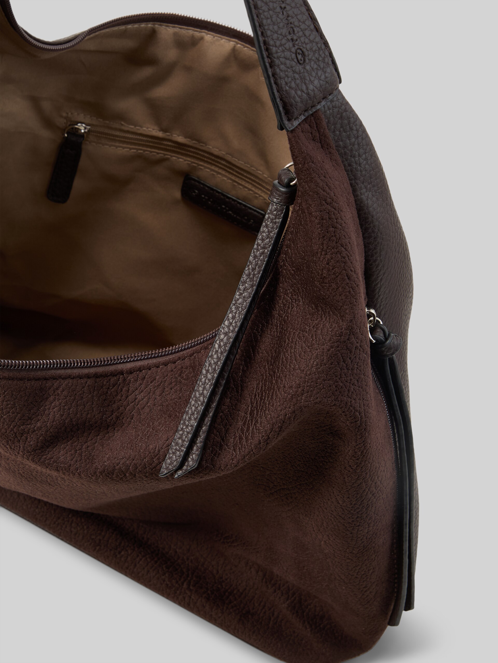 TTAIANA L Pouch in suède-look - dark brown - zijaanzicht product 