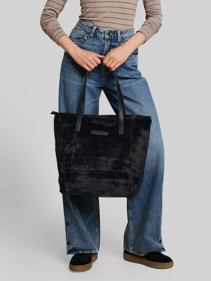 TTARONA COSY L Sac cabas en fausse fourrure par Denim Female, schwarz / black