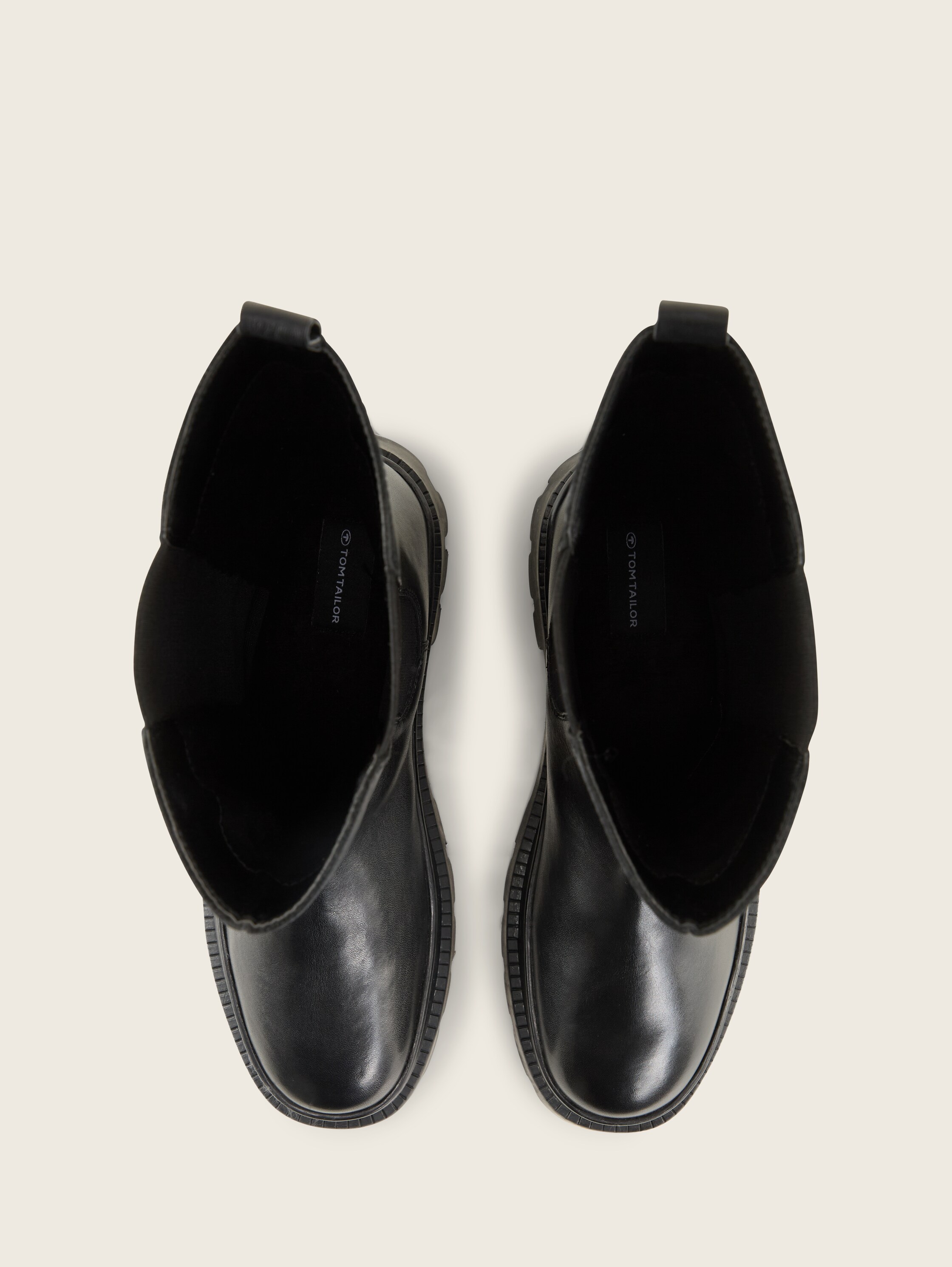 Gefütterte Stiefel aus Leder - black_1 - 