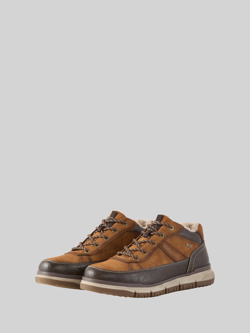 Waterproof lace-up shoes by Men, cognac