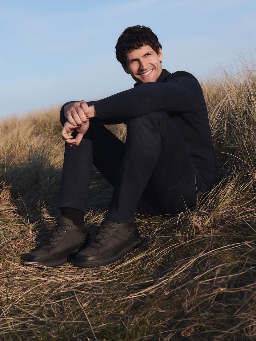 Waterproof lace-up shoes by Men, coal