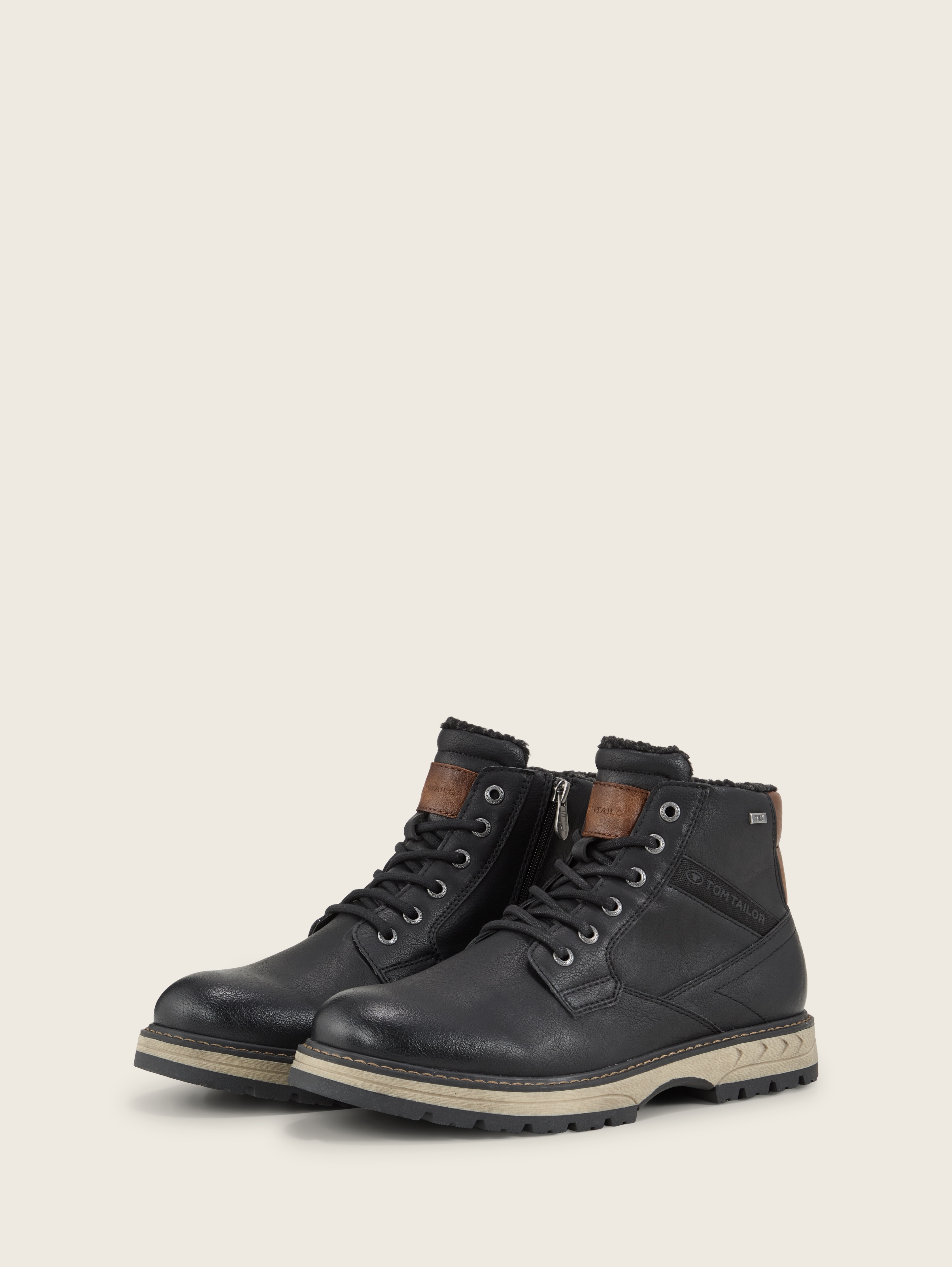 Wasserdichte Schnürstiefeletten von Men, black