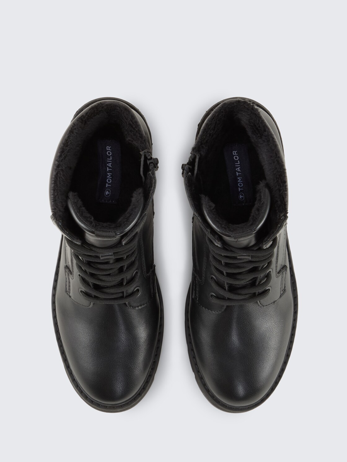 Gefütterte Absatzstiefel mit Logo-Details - black - Produkt-Ansicht von oben 