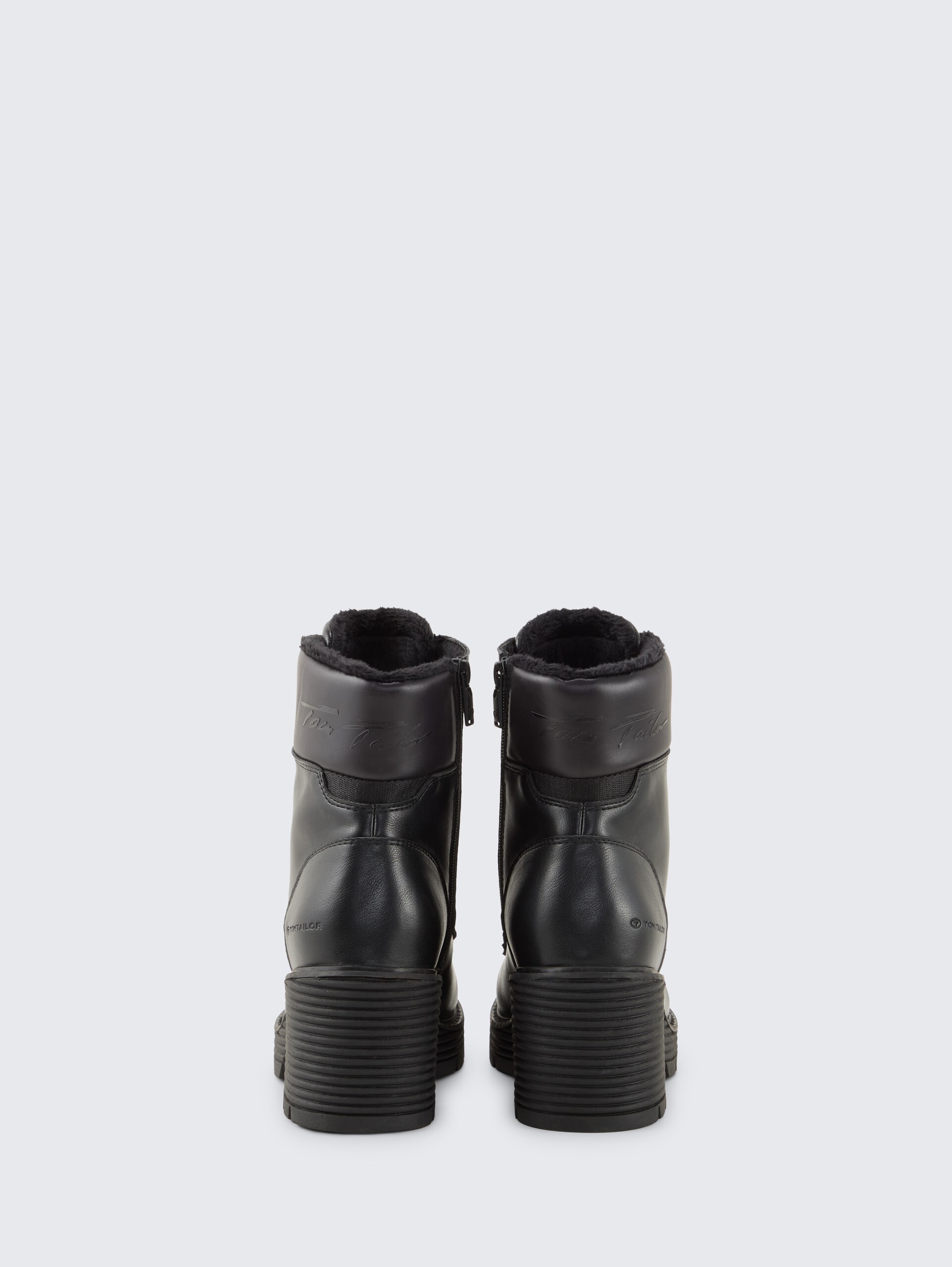 Gefütterte Absatzstiefel mit Logo-Details - black - Produkt-Rückansicht