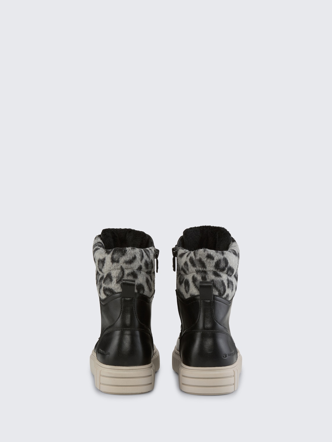 Gefütterte Stiefelette mit Leo-Detail - black - Produkt-Rückansicht