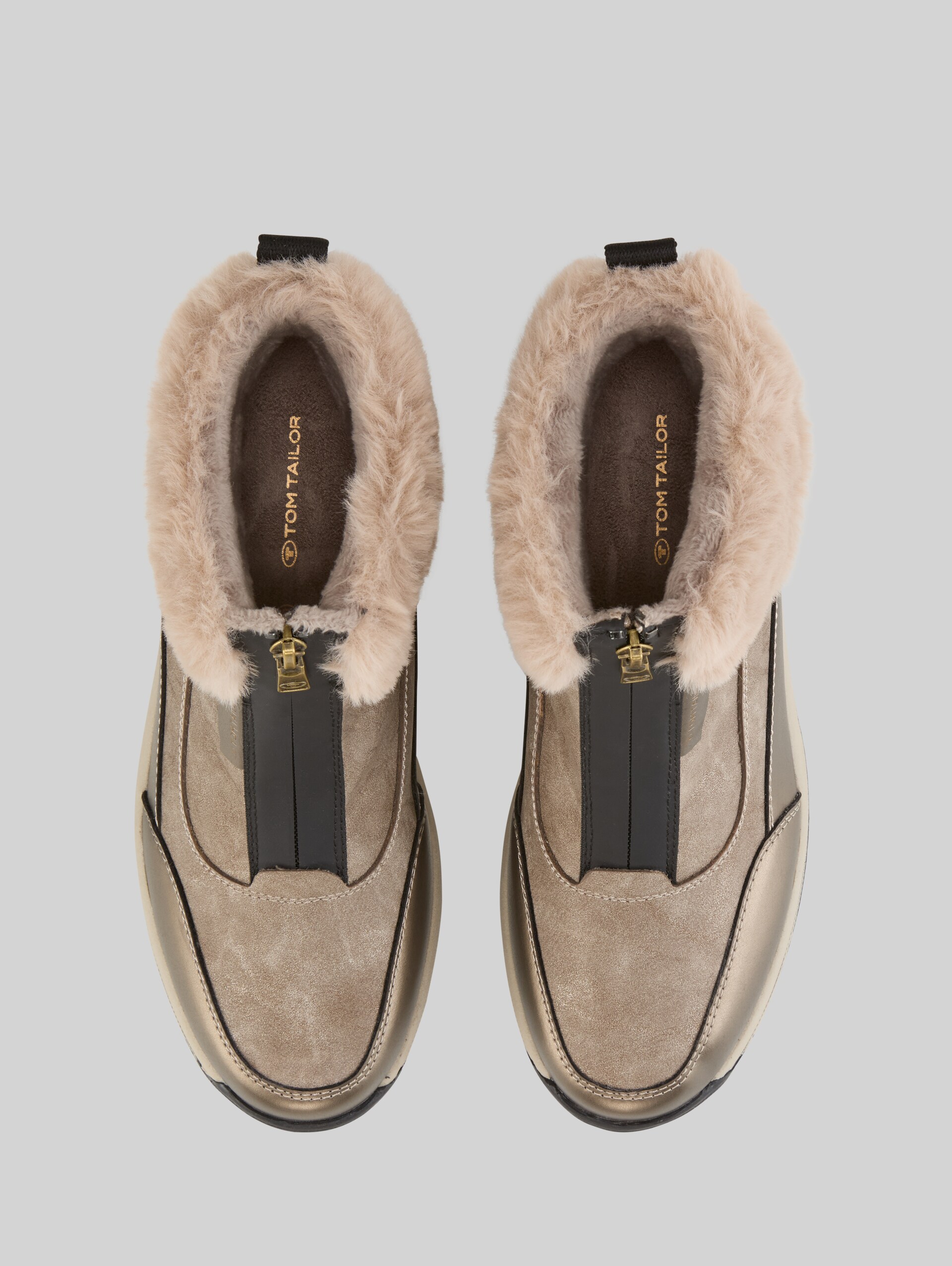 Padded ankle boots with block heels - fango - Product view from top 