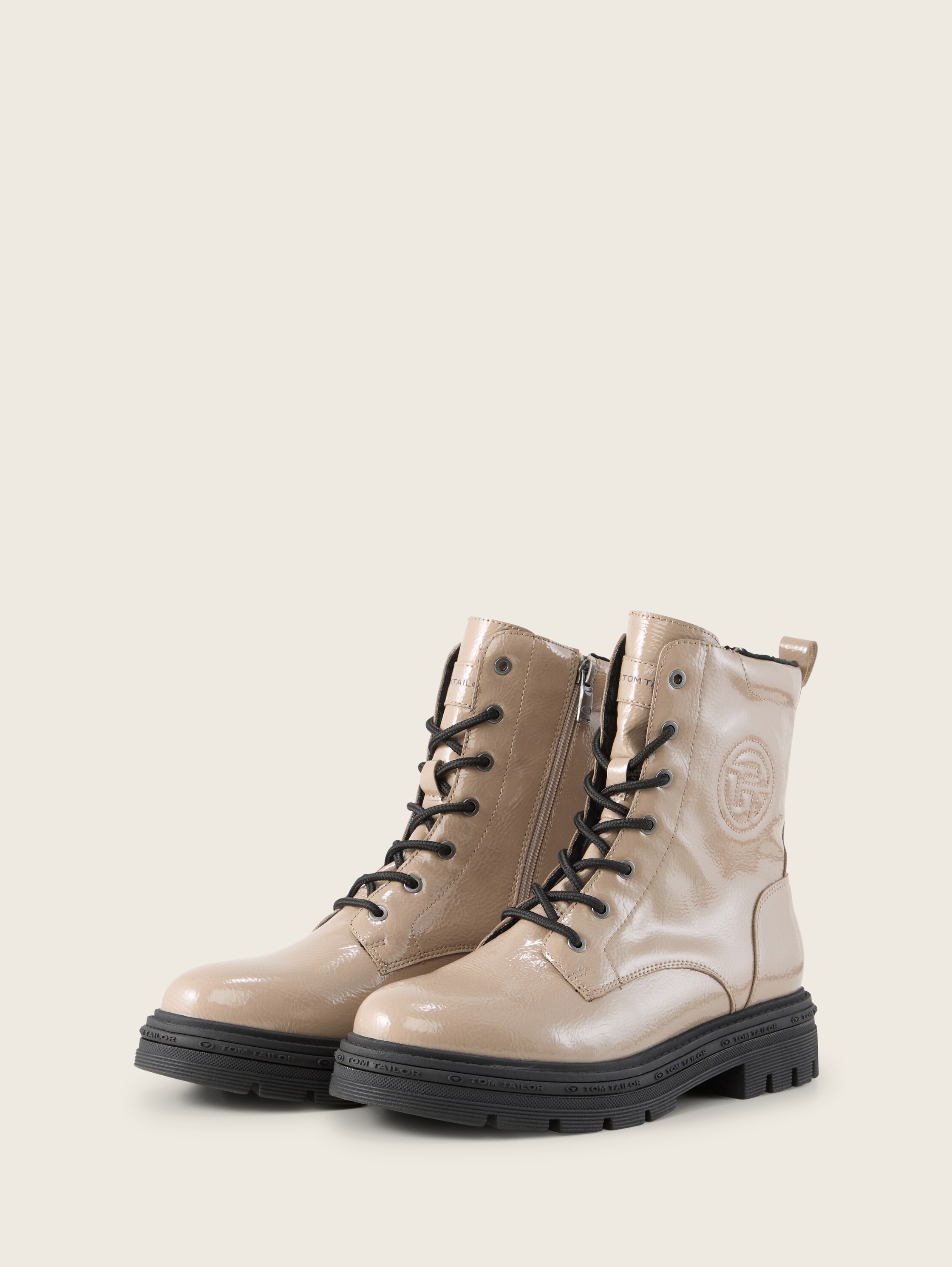 Stiefeletten aus Kunstleder - taupe - 