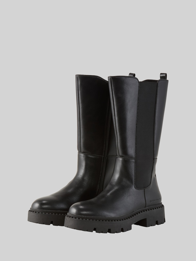 Gefütterte Stiefel von Women, black