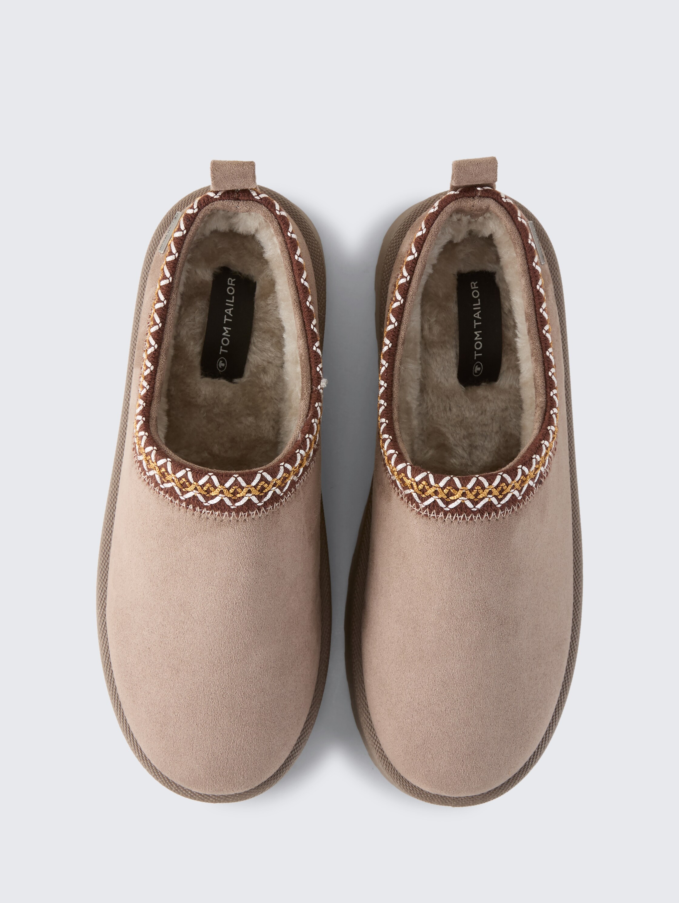 Gefütterte Slipper mit Plateau-Sohle - mud - 
