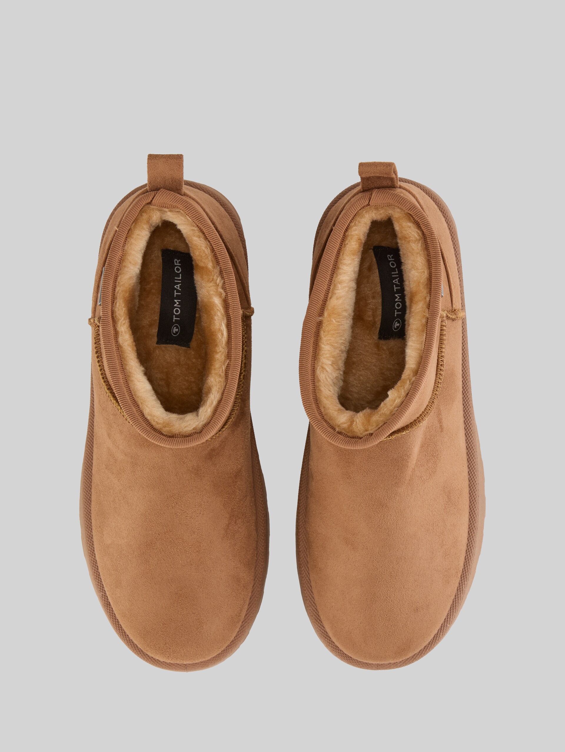 Lined snow ankle boots with platform sole - hazel - Product view from top 