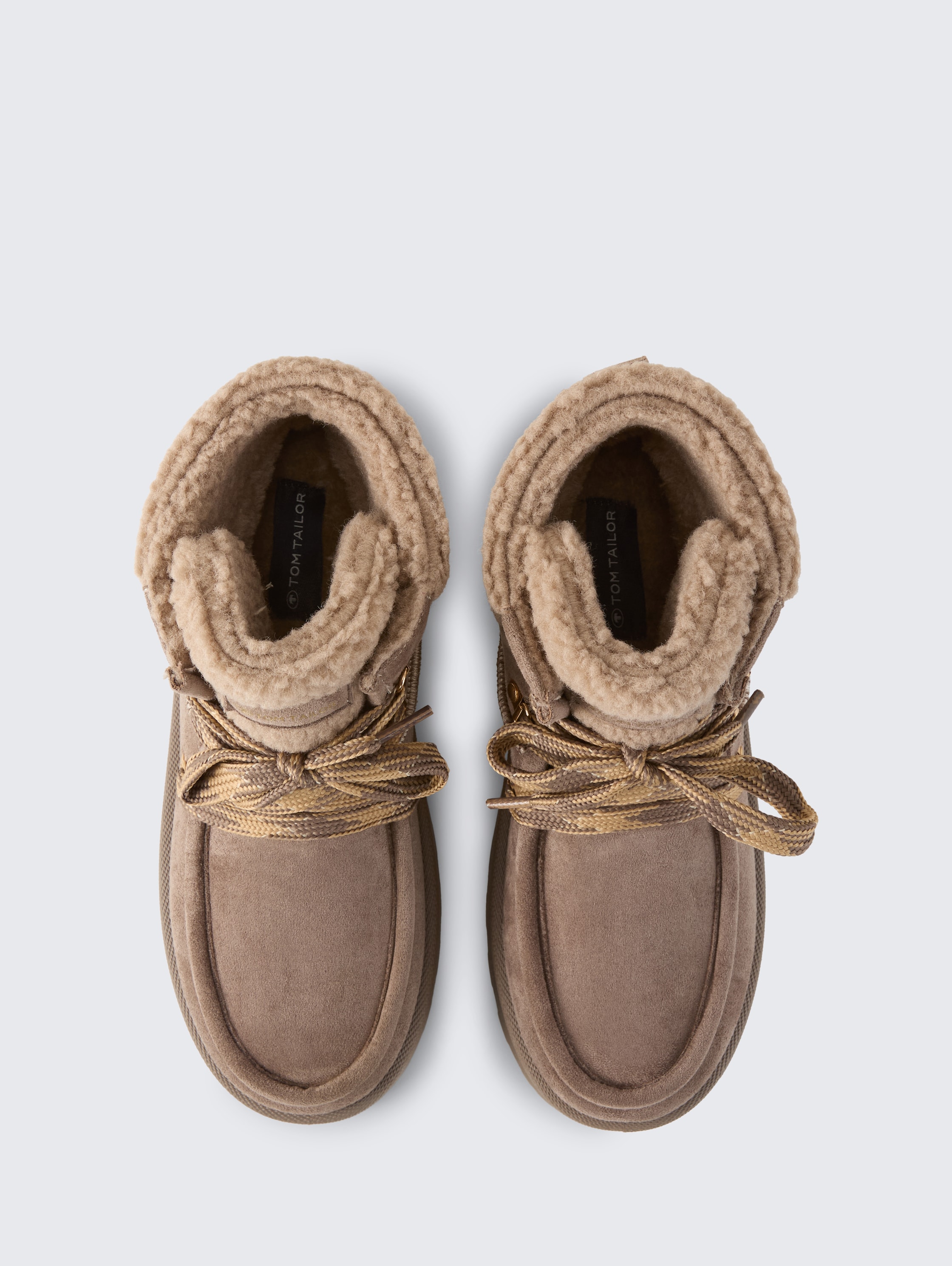 Gefütterte Schneestiefeletten mit Plateau-Sohle - blocksbergstr_1 - 