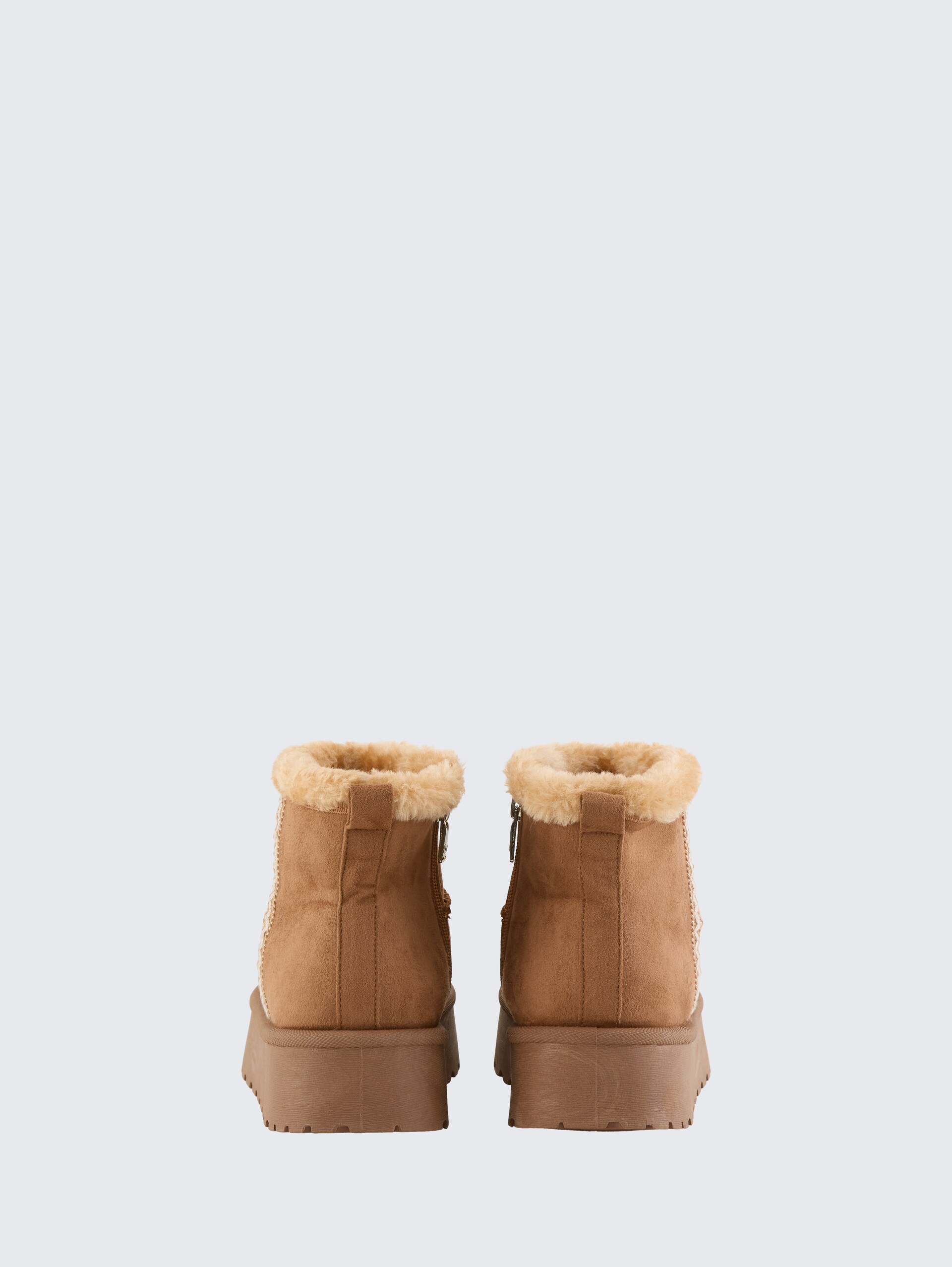 Gefütterte Schneestiefeletten mit Plateau-Sohle - hazel - Produkt-Rückansicht