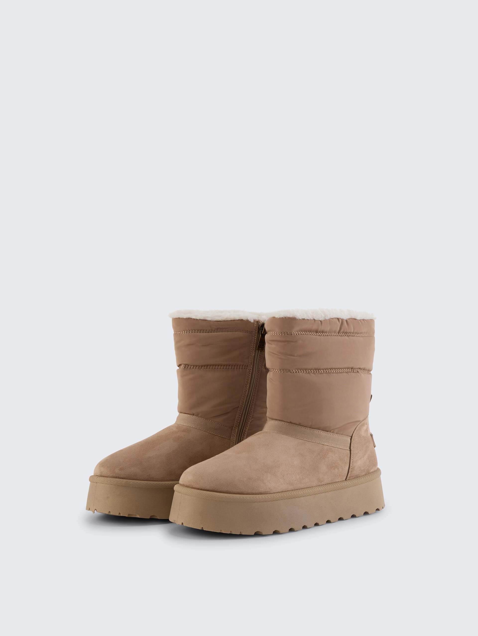Gefütterte Schneestiefel mit Wattierung - beige - seitliche Produkt-Ansicht