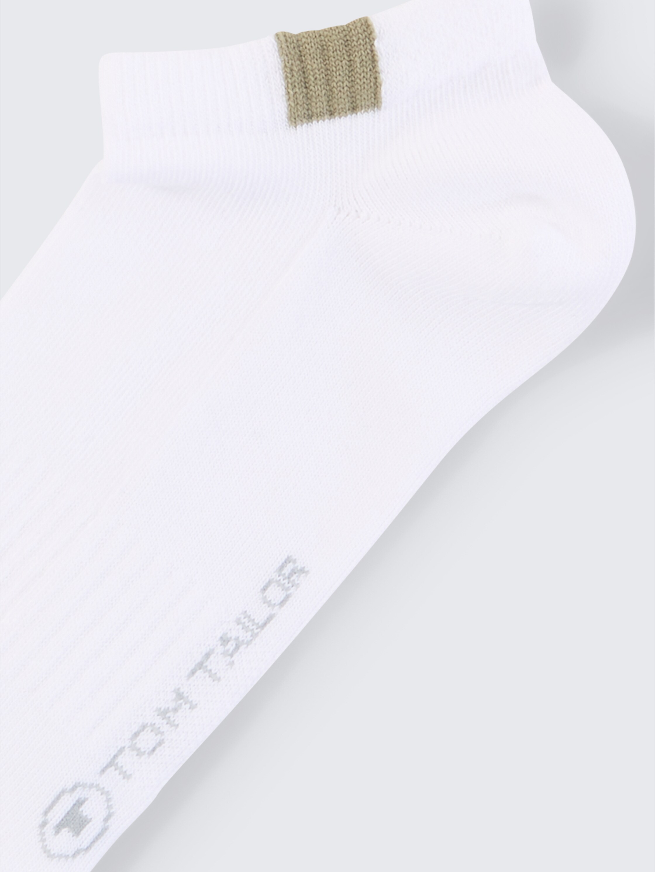 Sneaker socks in a pack of 6 - white_1 - 