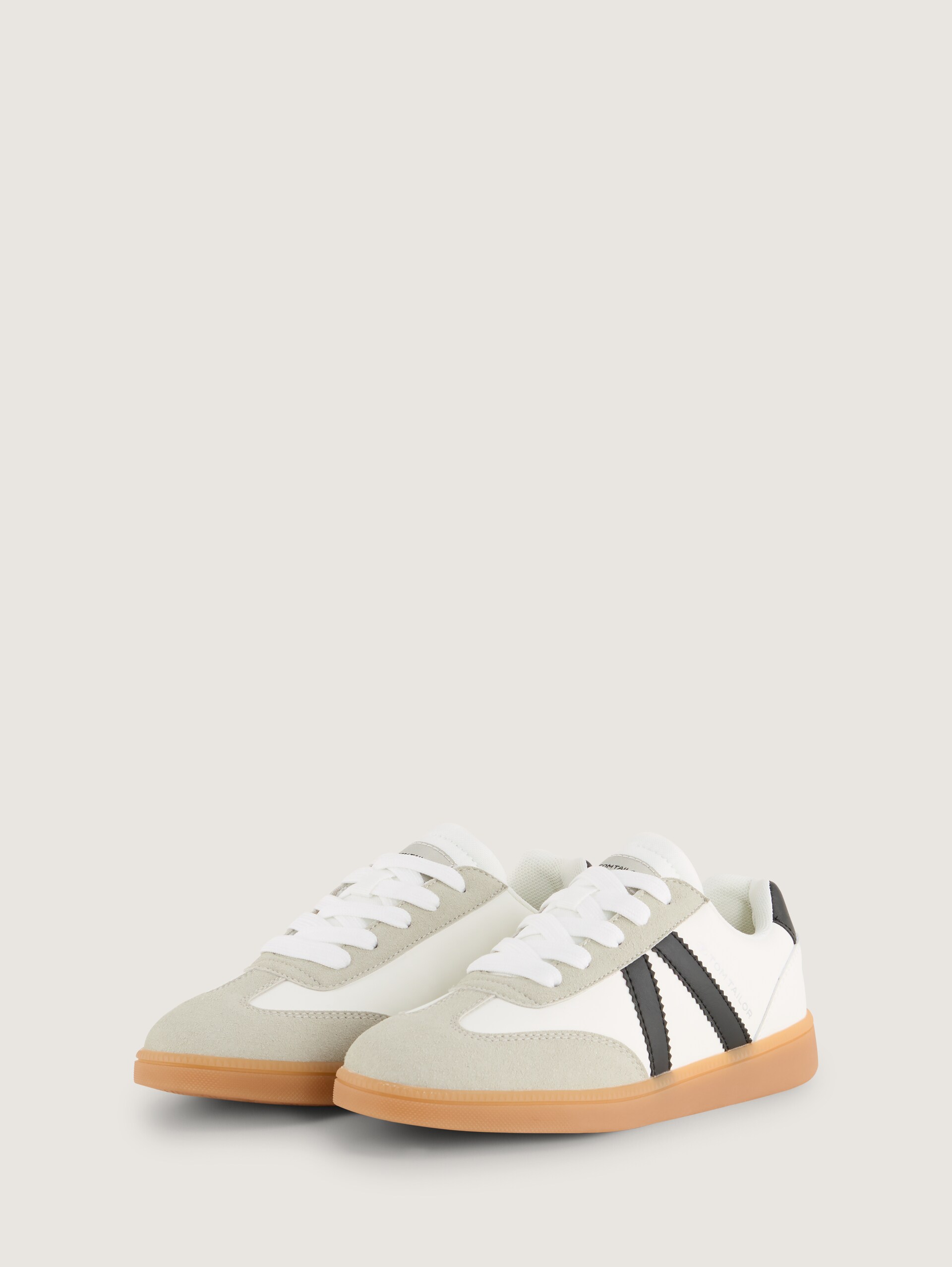 Sneakers met colourblocking - white-black - zijaanzicht product