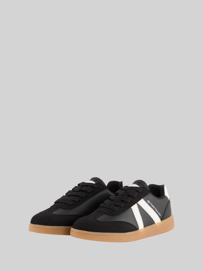 Colour-block trainers by Teen Girls, black-white