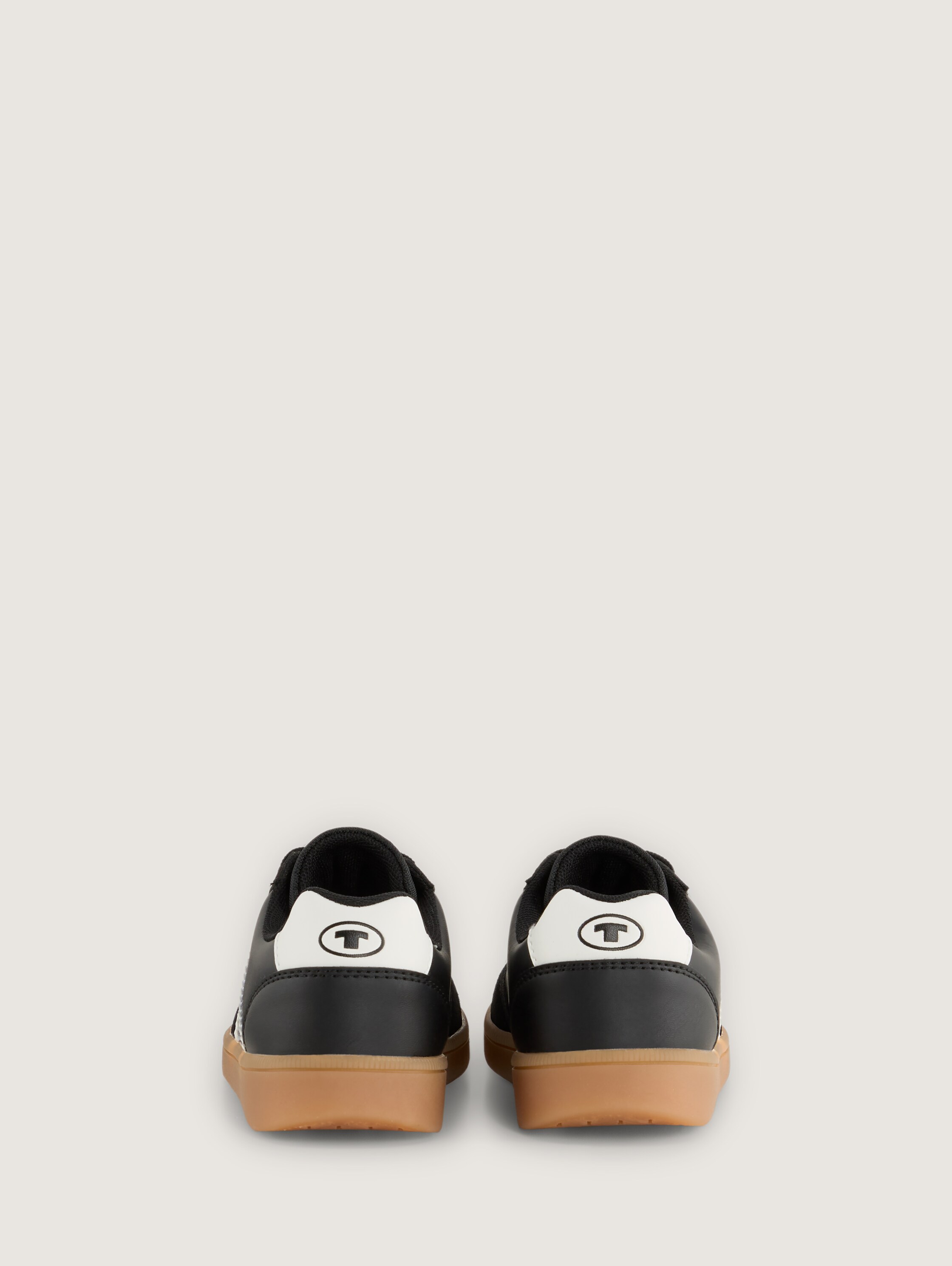 Sneaker mit Colour-Blocking - blackwhite - Produkt-Rückansicht