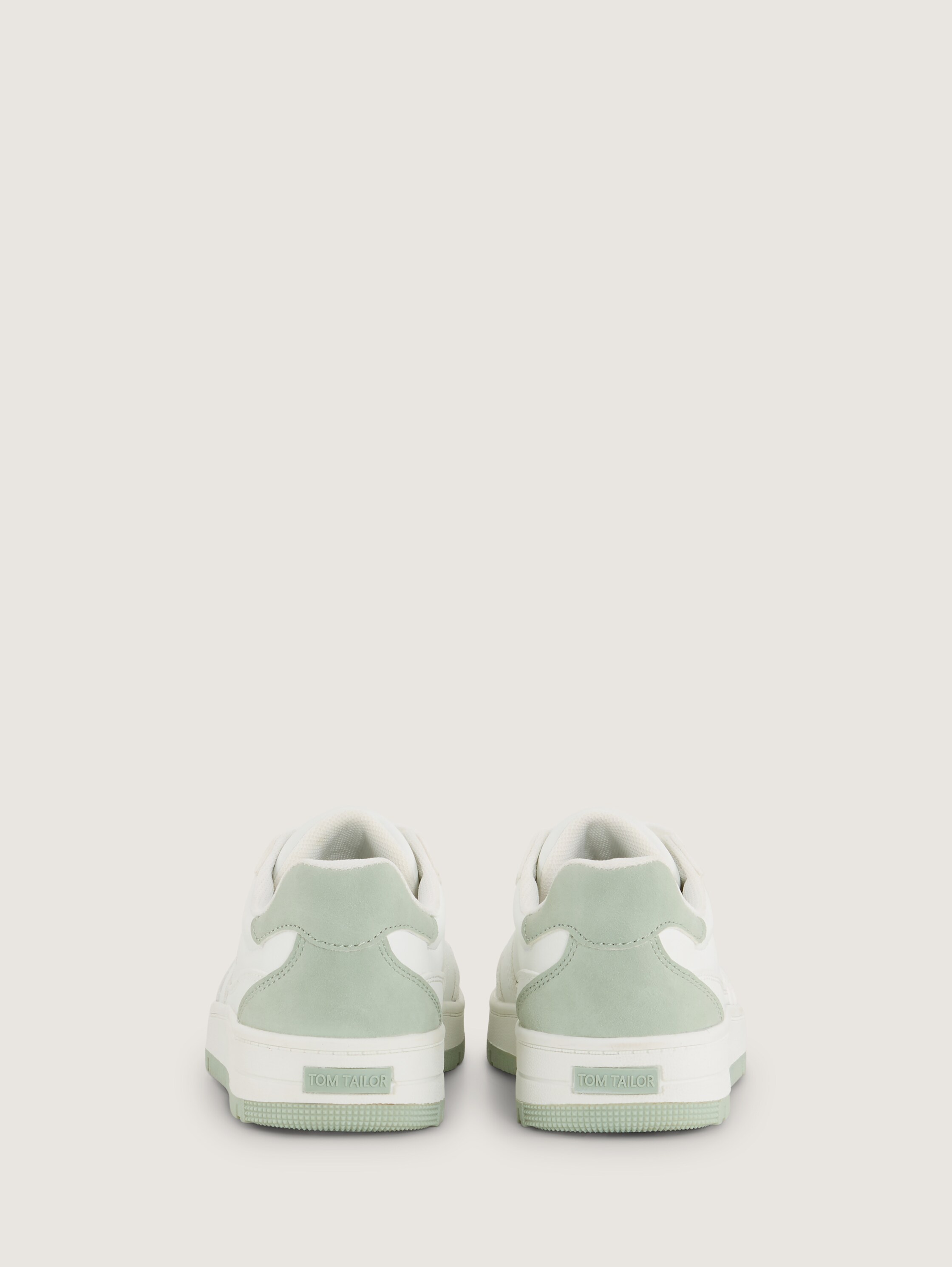 Sneaker mit Farb-Details - whitegreen - 