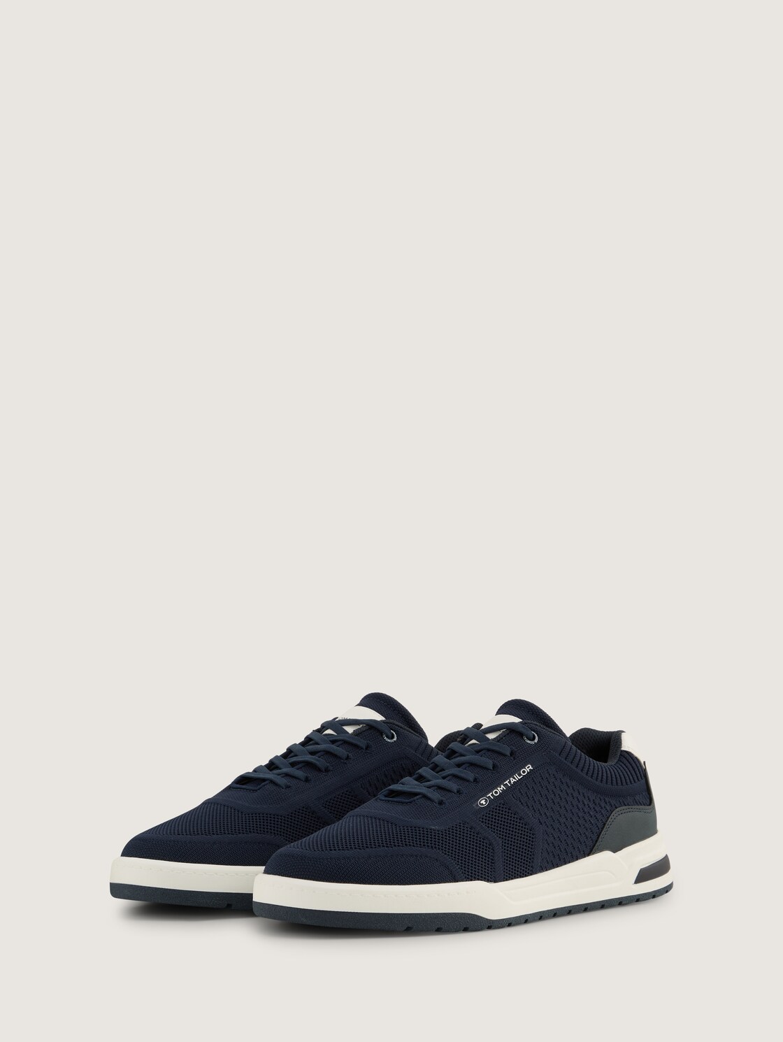 Leichter Sneaker aus Textilstoff - navy - seitliche Produkt-Ansicht