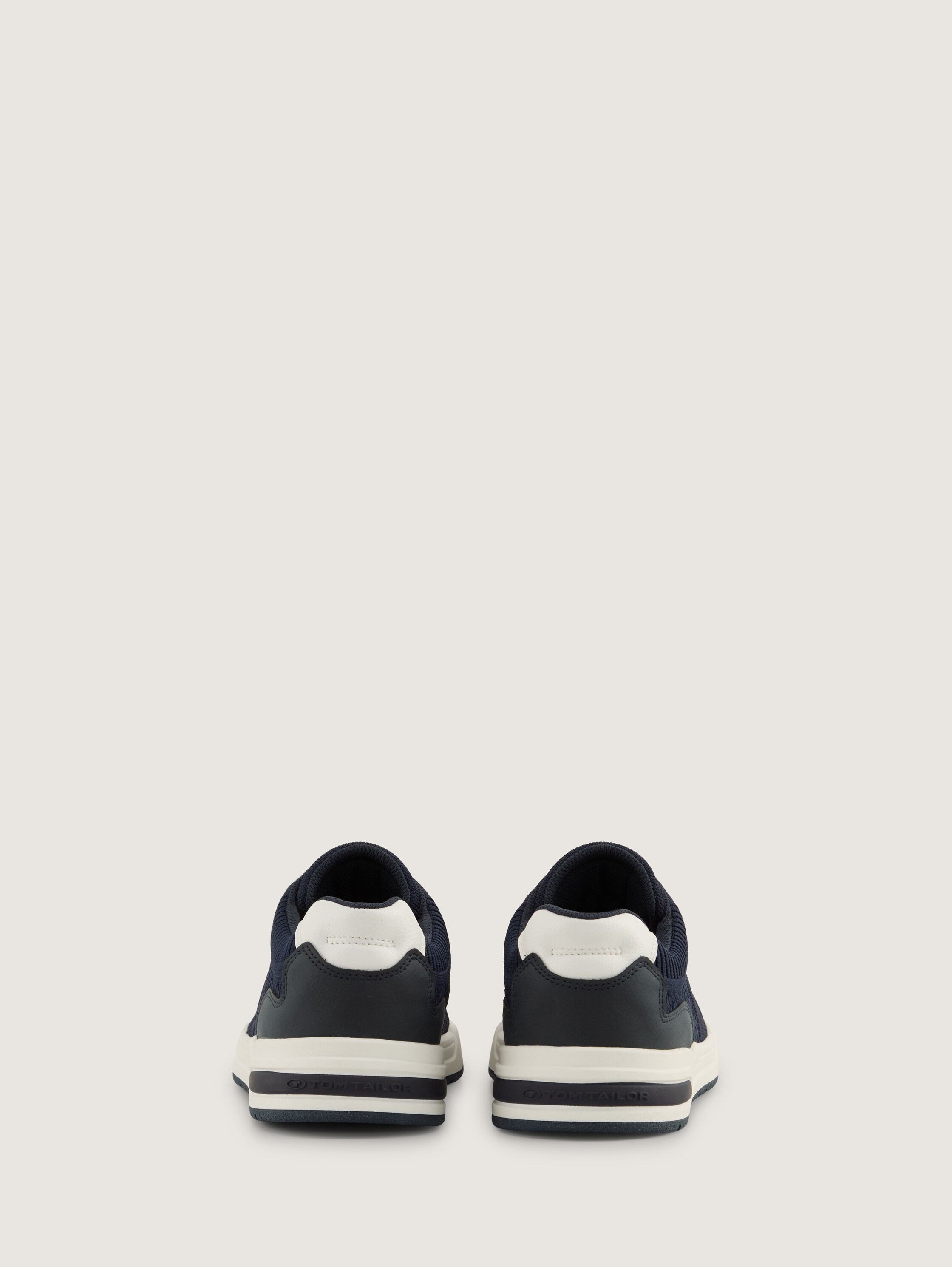 Leichter Sneaker aus Textilstoff - navy - 