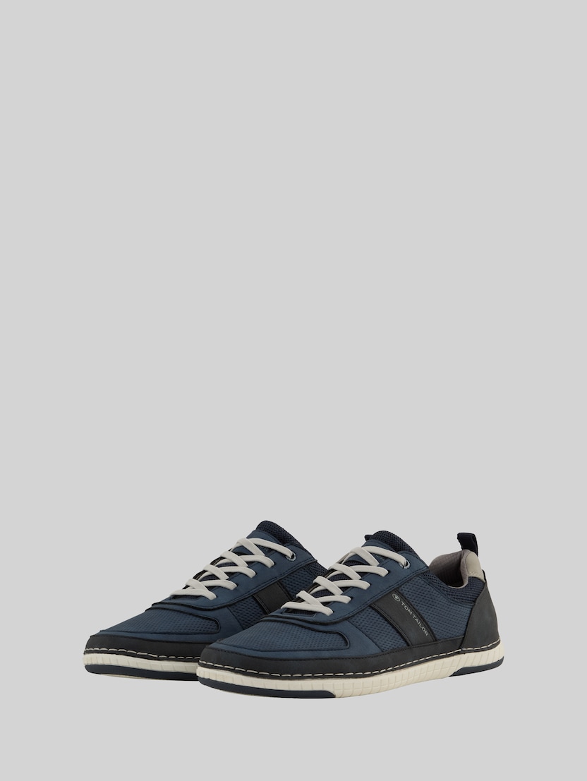 Sneaker mit Mesh-Einsatz von Men, jeans