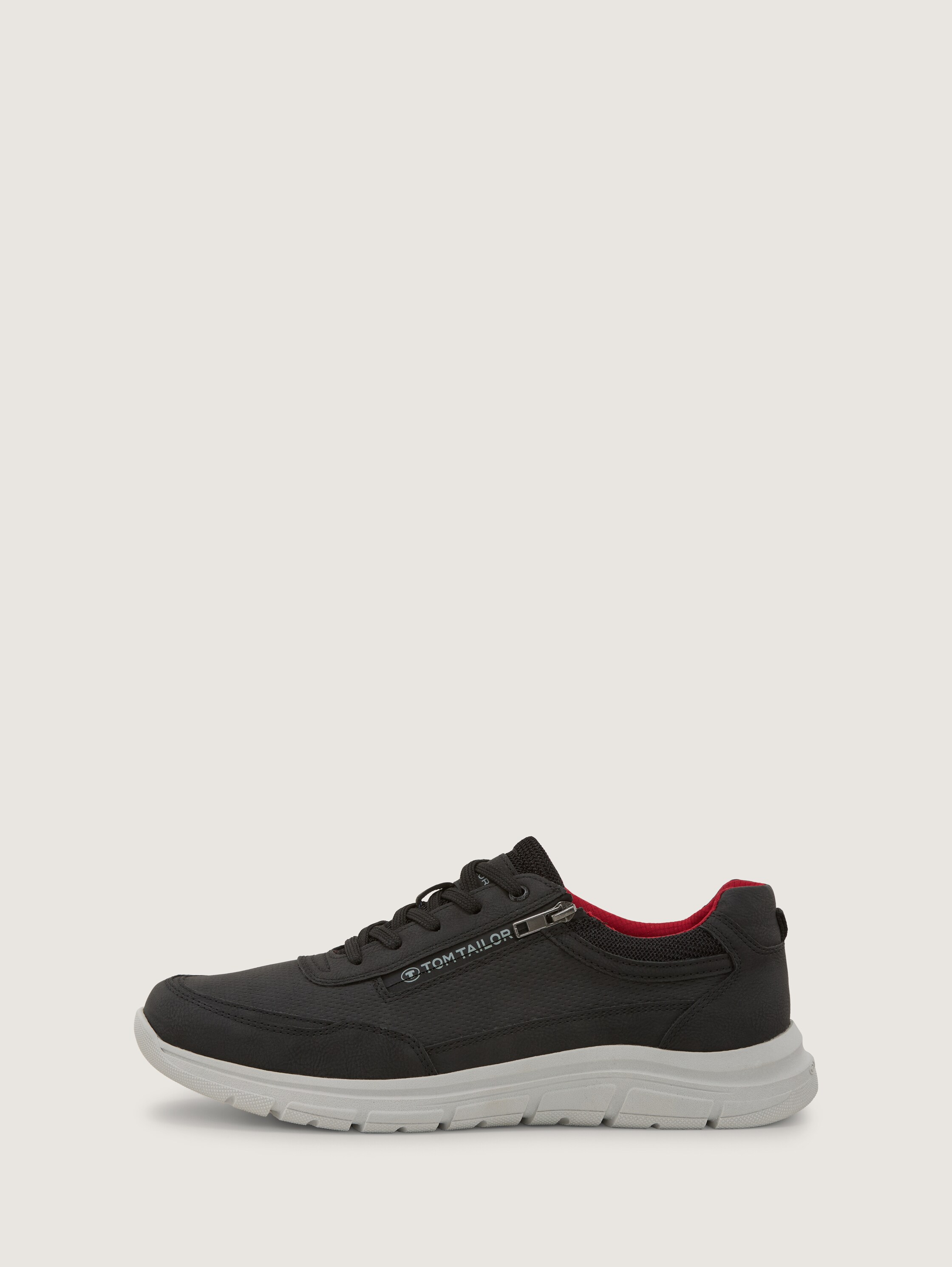 Sneaker aus strukturiertem Lederimitat - black_1 - 