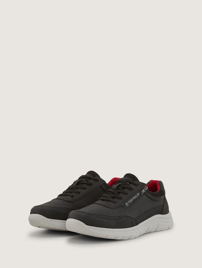 Sportschoenen van gestructureerd kunstleer door Men, black