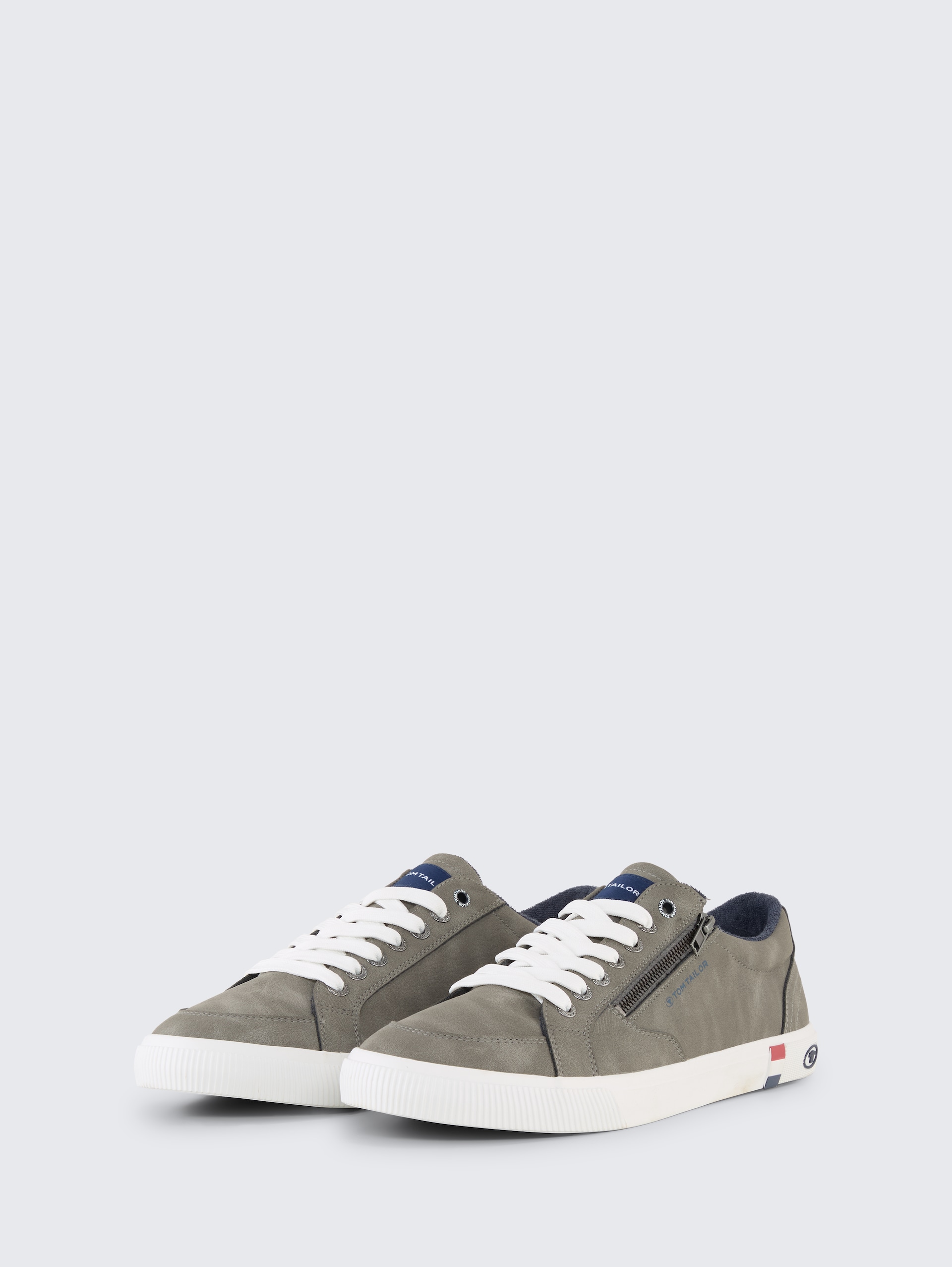 Sneaker mit Reißverschluss-Detail - grey - seitliche Produkt-Ansicht