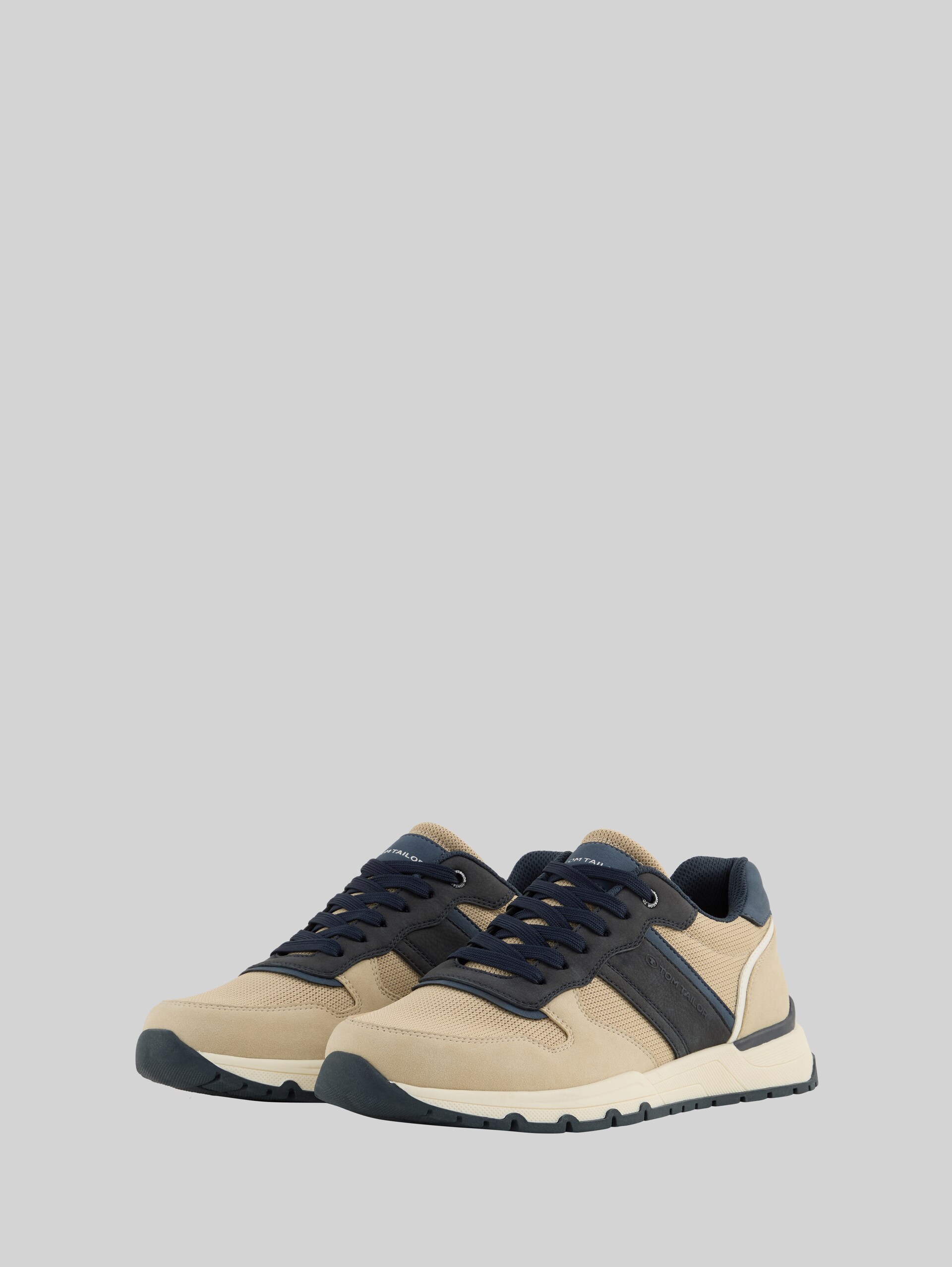 Sneakers with mesh insert - beige - side product view
