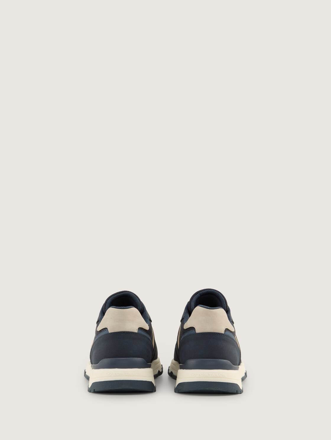 Sneaker mit Mesh-Einsatz - navy - Produkt-Rückansicht