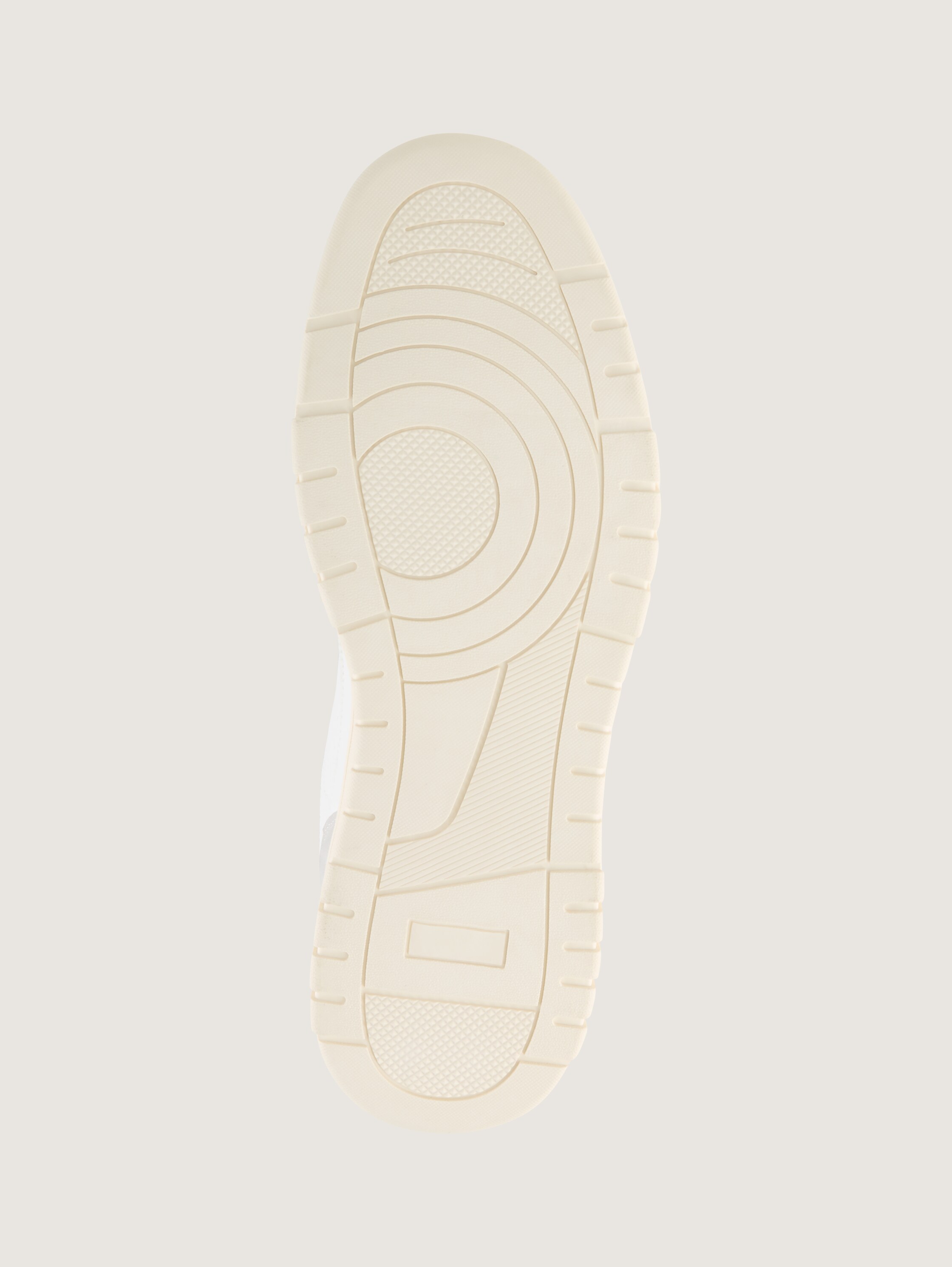 Sneaker mit Colour-Blocking - whiteltgrey - Produkt-Ansicht Sohle 