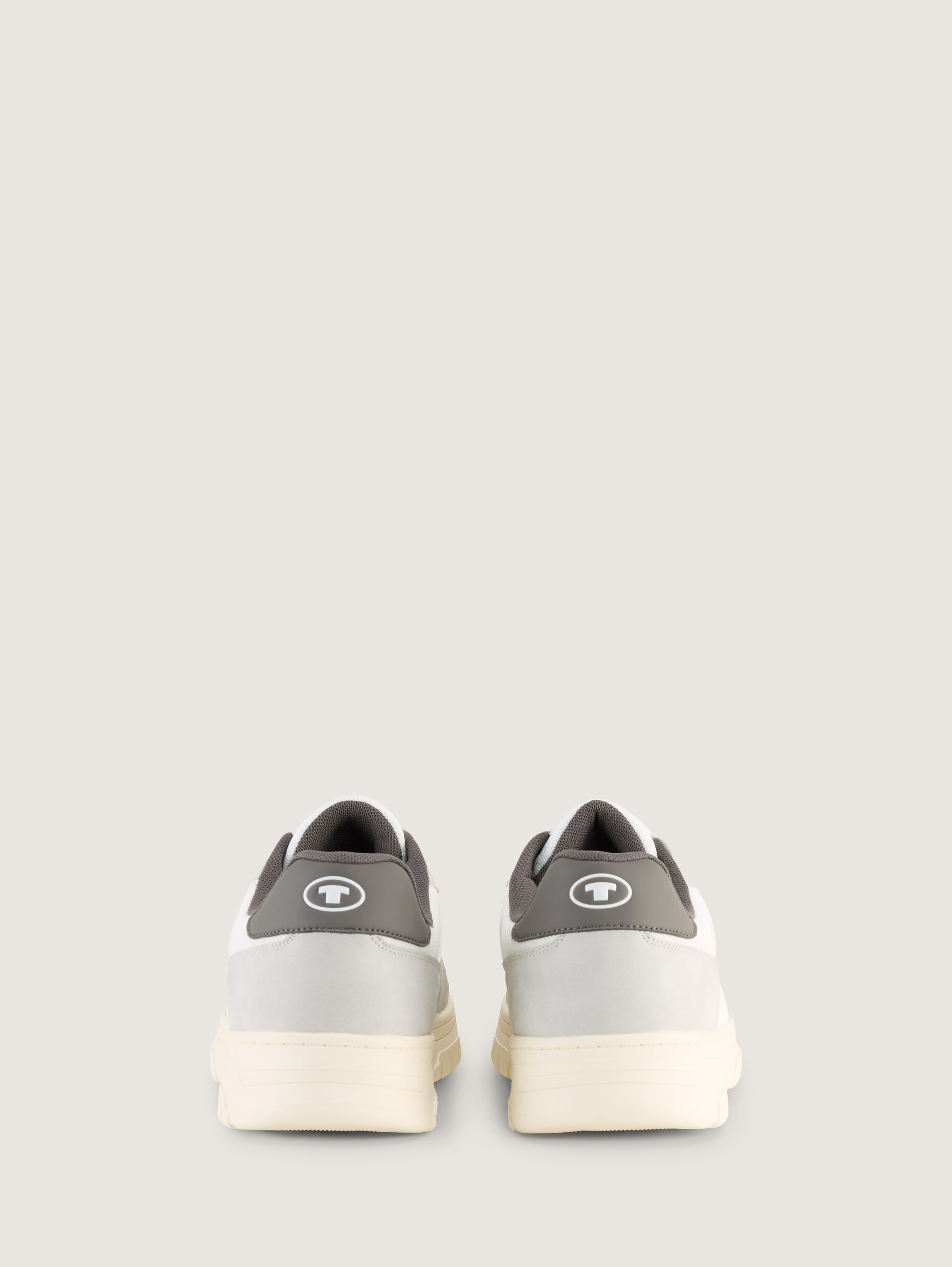 Sneaker mit Colour-Blocking - whiteltgrey - Produkt-Rückansicht