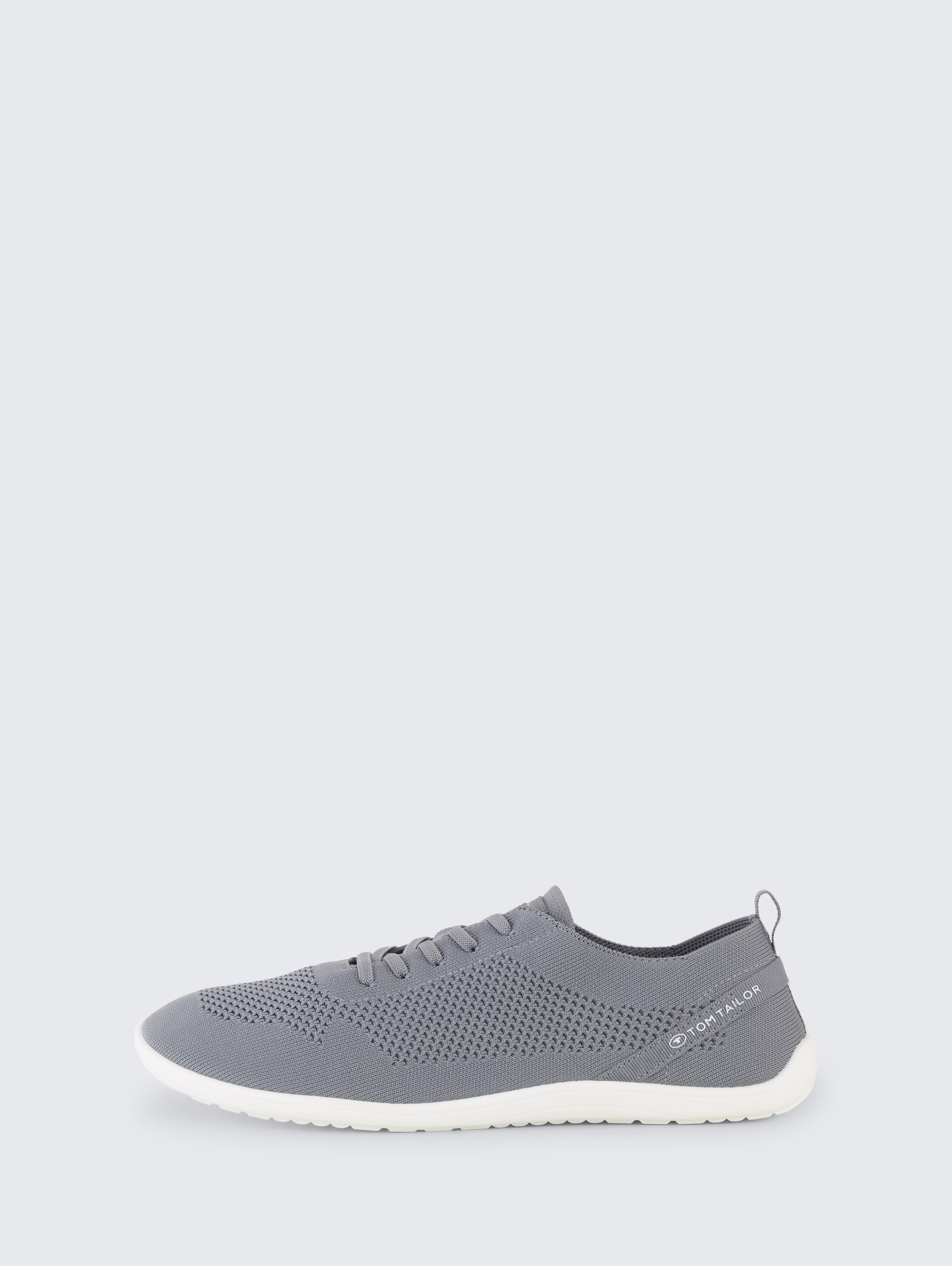 Leichte Schlupf-Sneaker mit Mesh - grey - seitliche Produkt-Ansicht