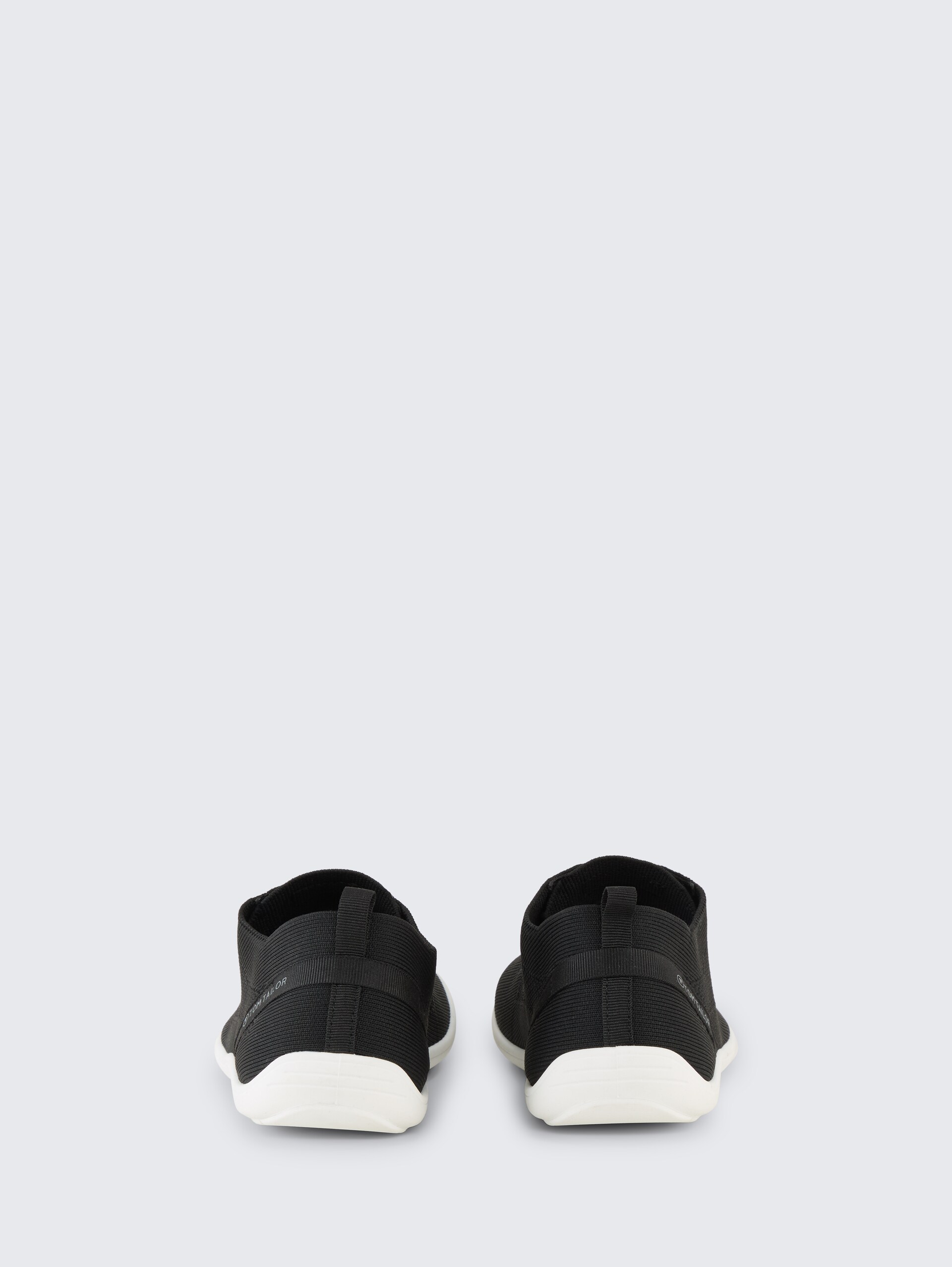 Leichte Schlupf-Sneaker mit Mesh - black - Produkt-Rückansicht