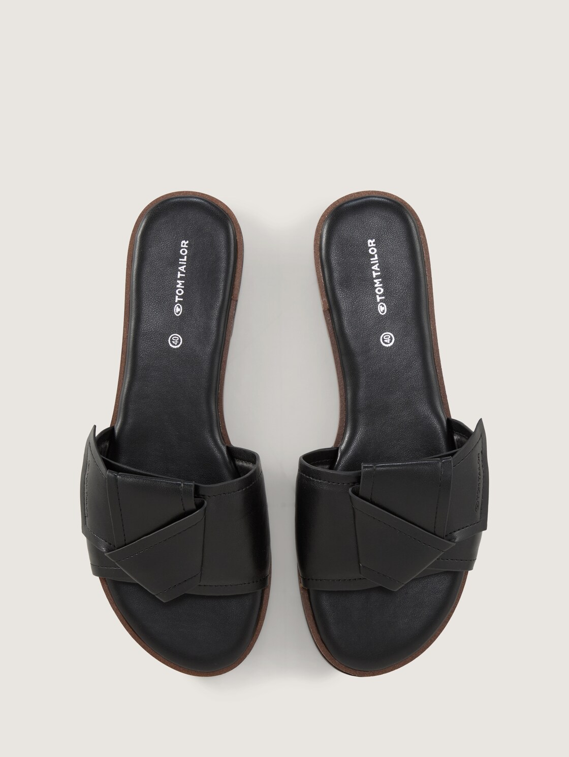 Flache Sandalen mit Schleifen-Detail - black - Produkt-Ansicht von oben 