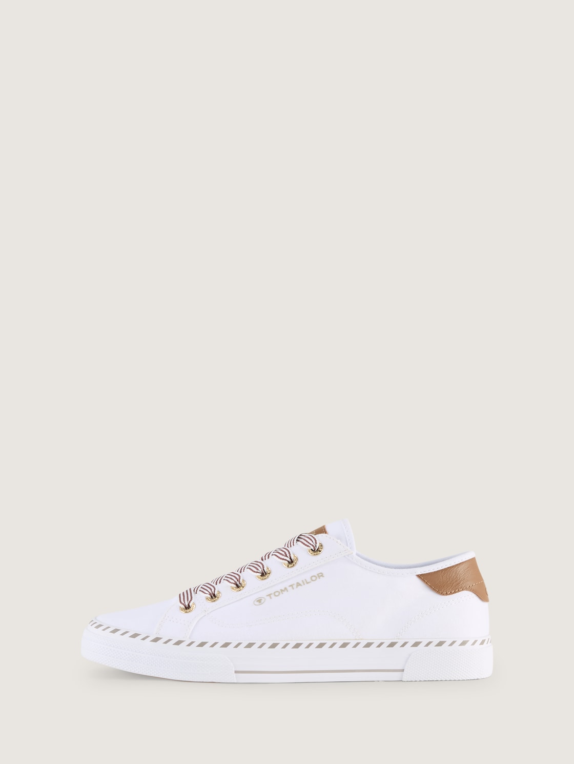 Leichter Sneaker aus Textilstoff - white - seitliche Produkt-Ansicht