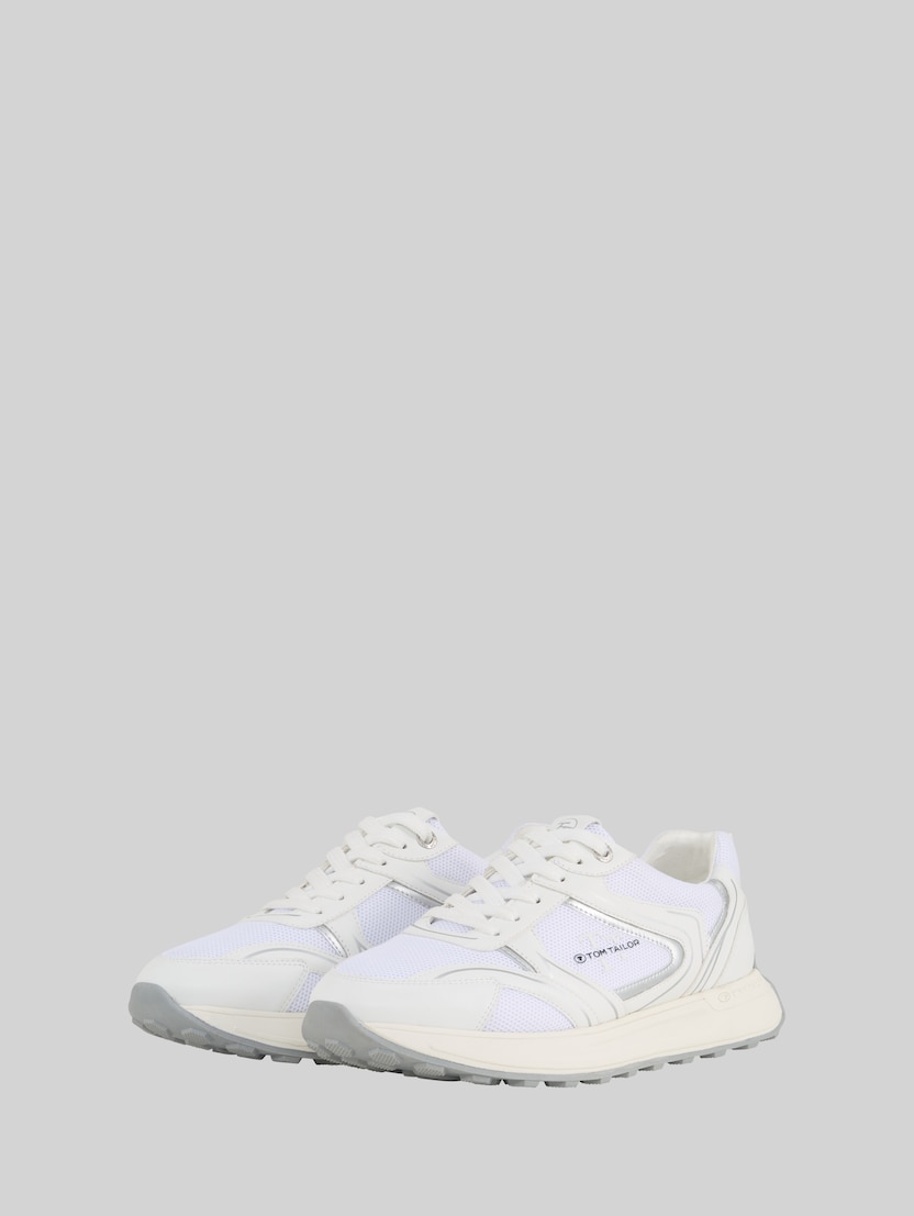 Sneaker mit Mesh-Einsatz von Women, white