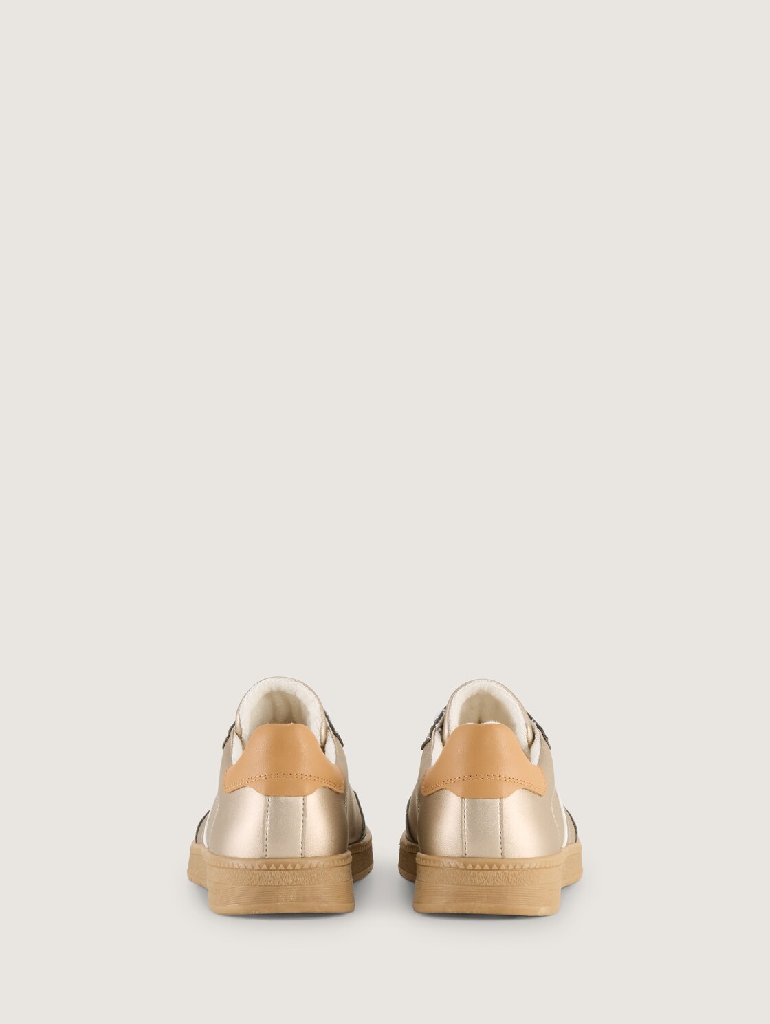 Sneaker im Metallic-Look - gold - Produkt-Rückansicht