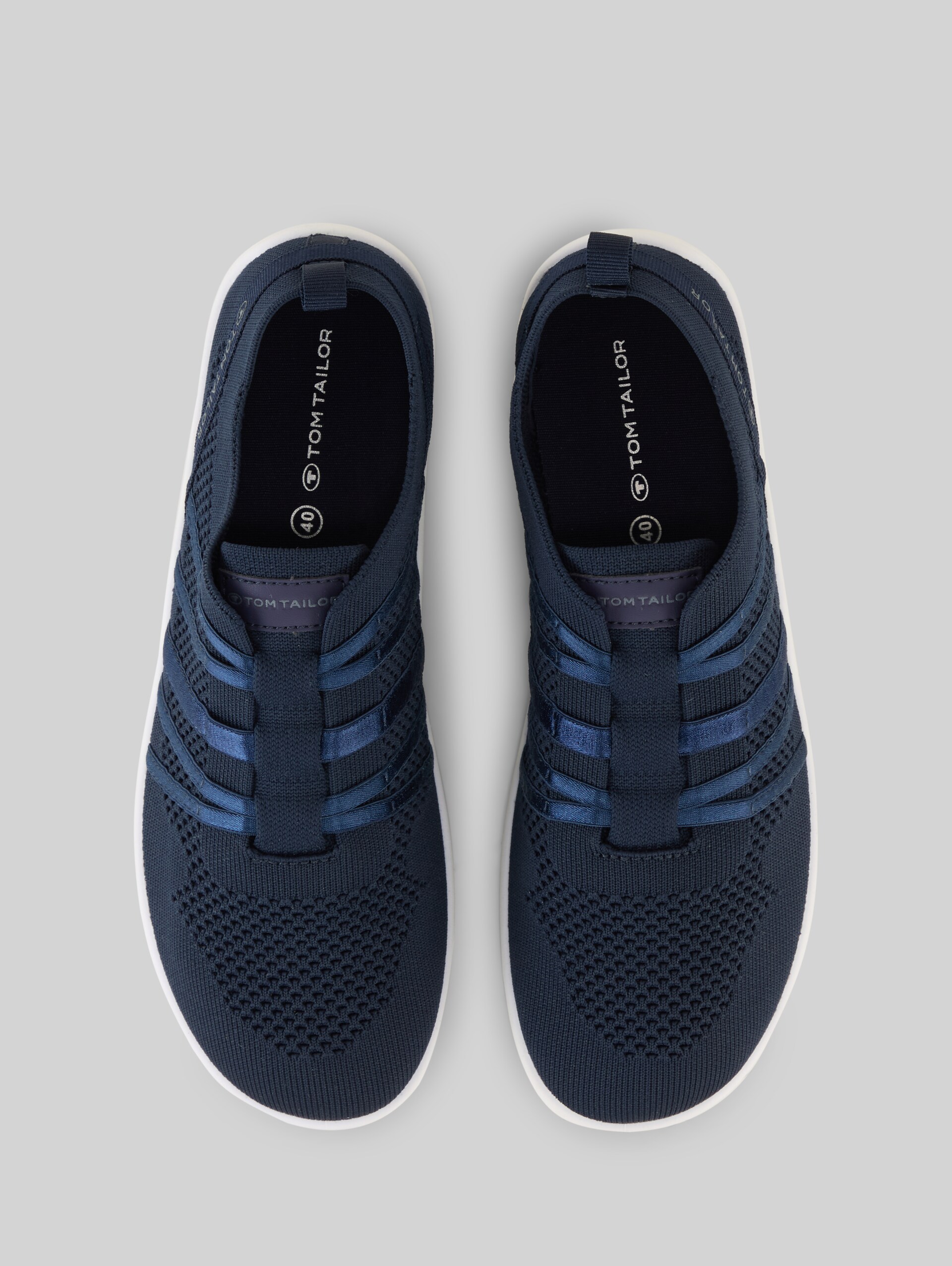Sneakers with elastic shaft - navy - Product view from top 