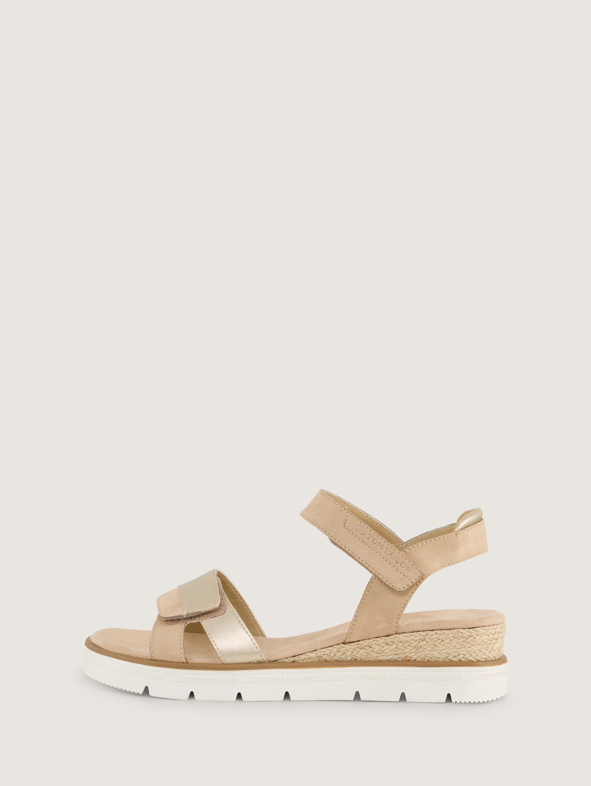 Sandalen mit Keilabsatz - sand - 