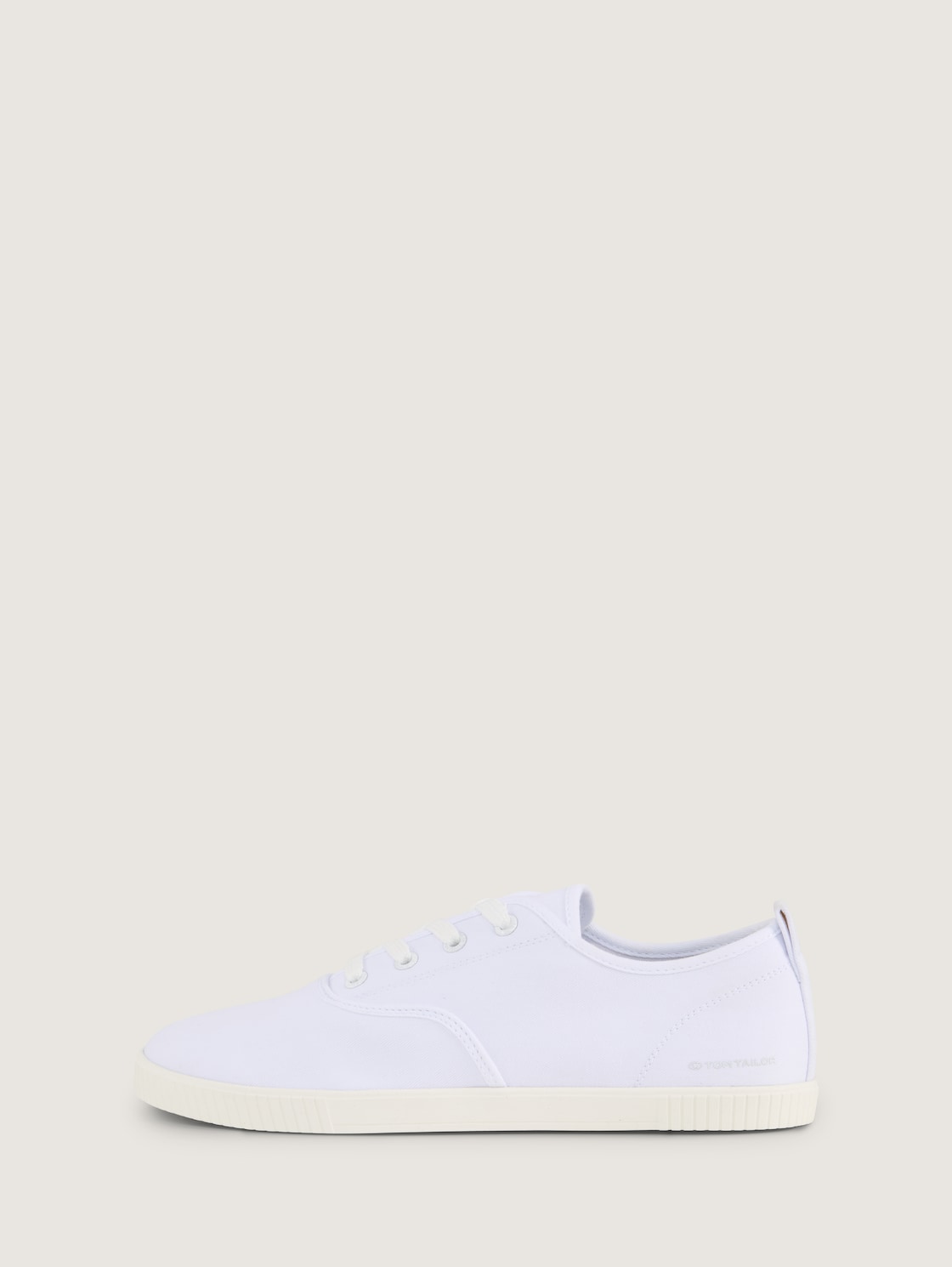 Leichter Sneaker aus Textilstoff - white - seitliche Produkt-Ansicht