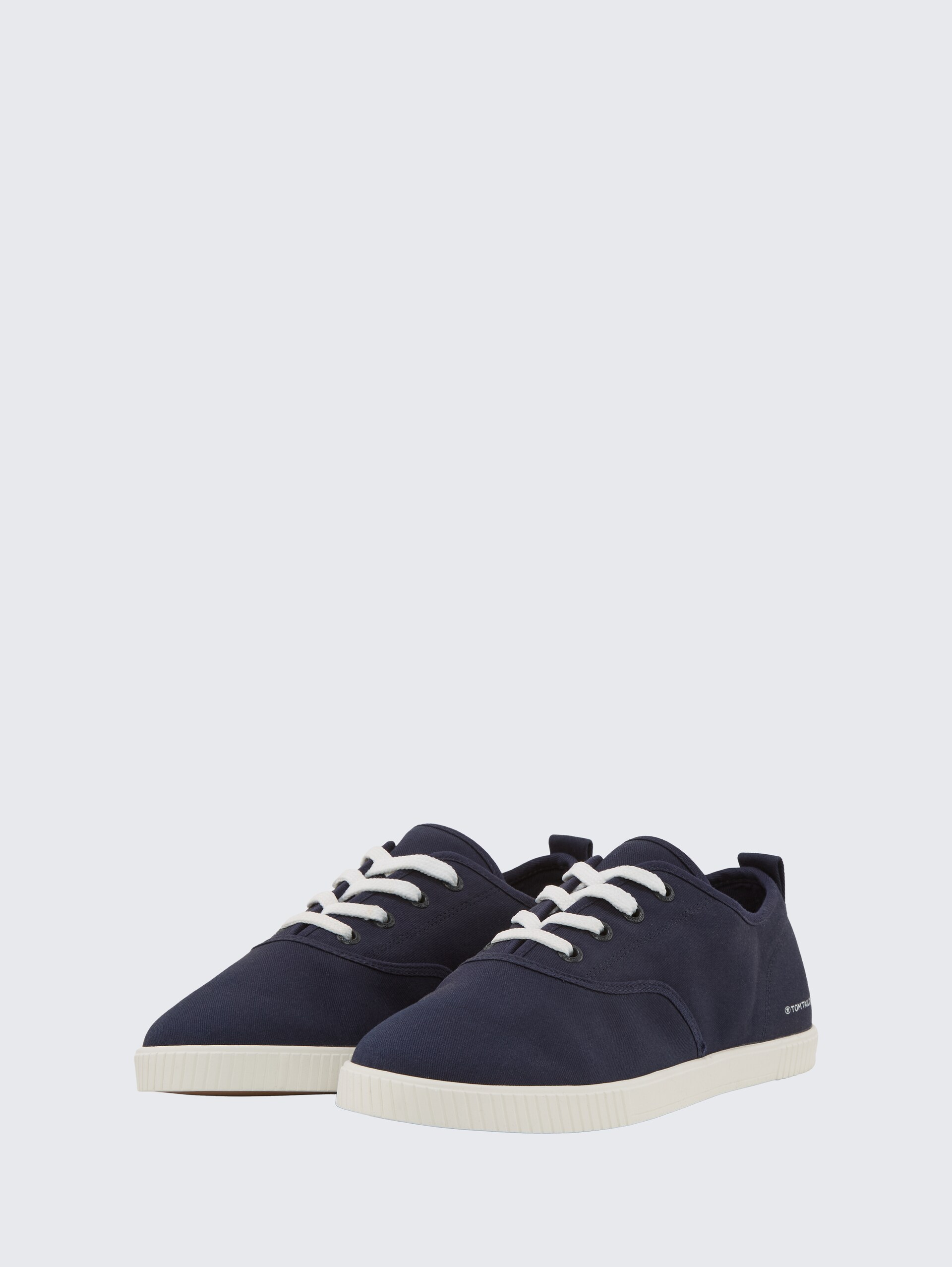 Leichter Sneaker aus Textilstoff - navy - seitliche Produkt-Ansicht