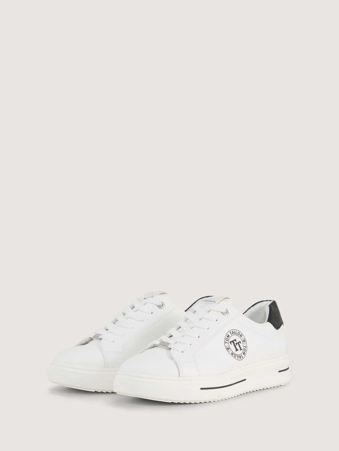 Sneaker mit Logo-Print - white-black - seitliche Produkt-Ansicht