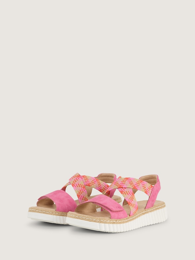 Sandalen met vlechtwerkdetail door Women, pink