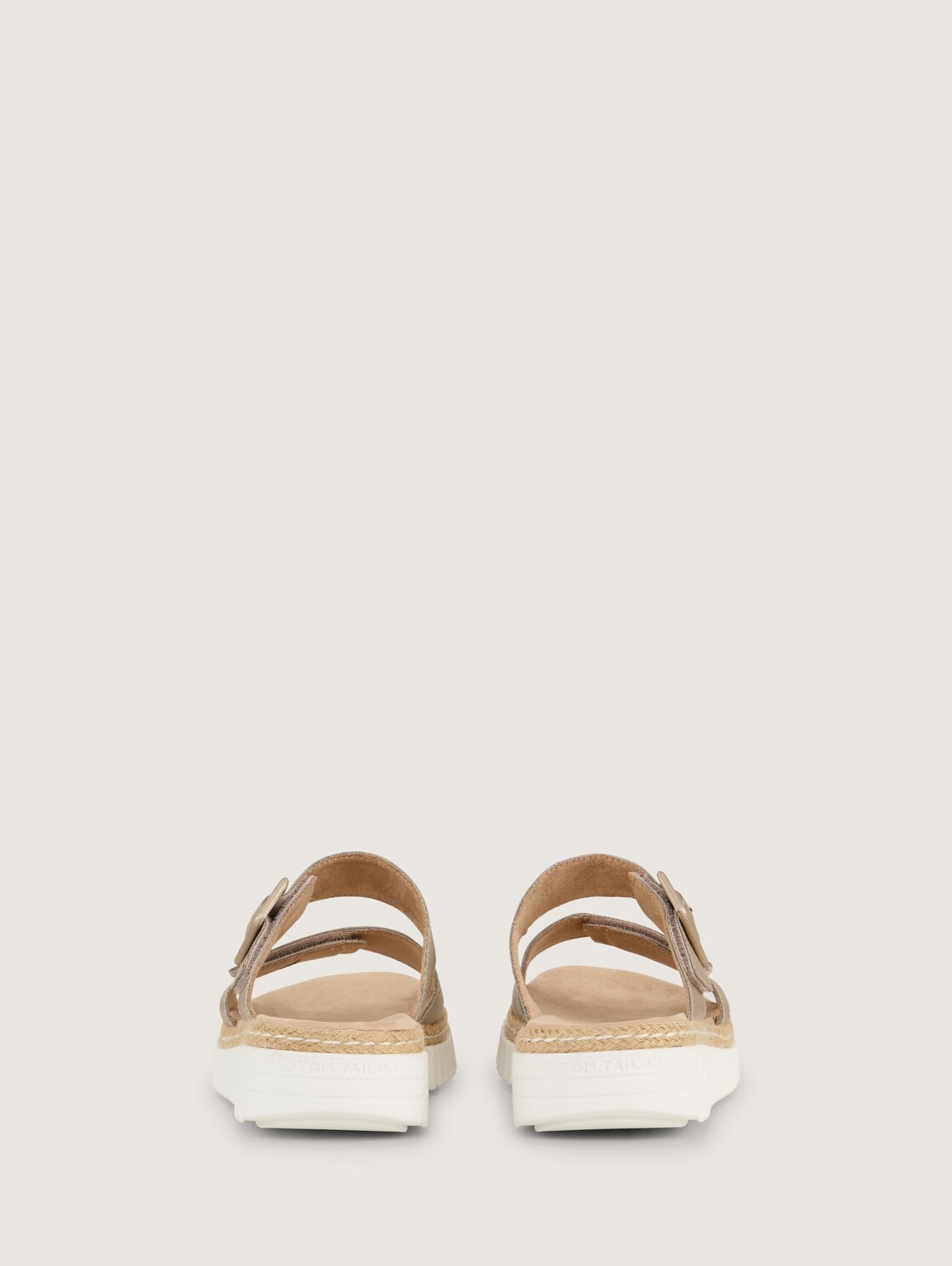 Sandalen im Metallic-Look - gold - Produkt-Rückansicht