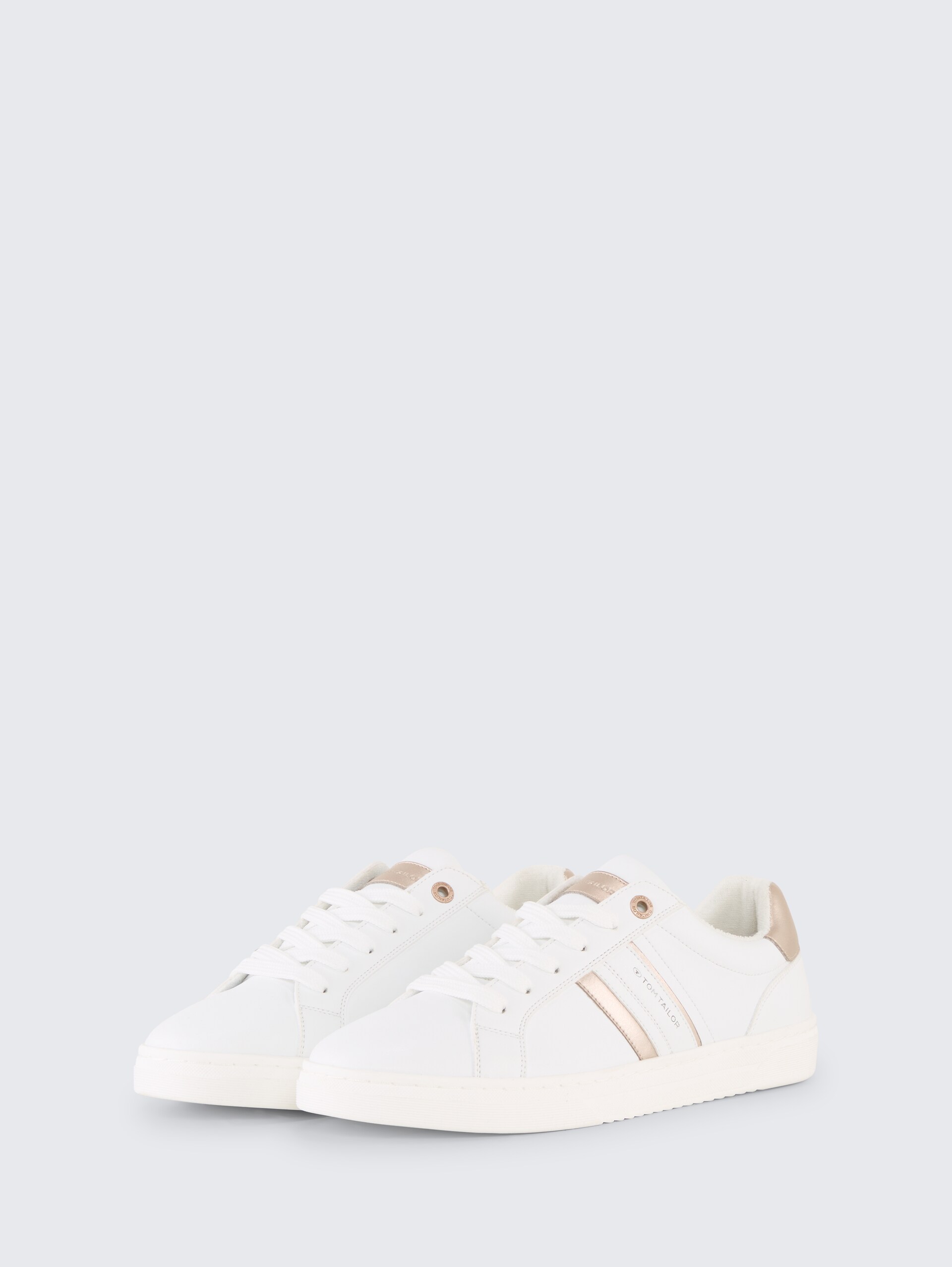 Sneaker mit Metallic-Details - white - seitliche Produkt-Ansicht