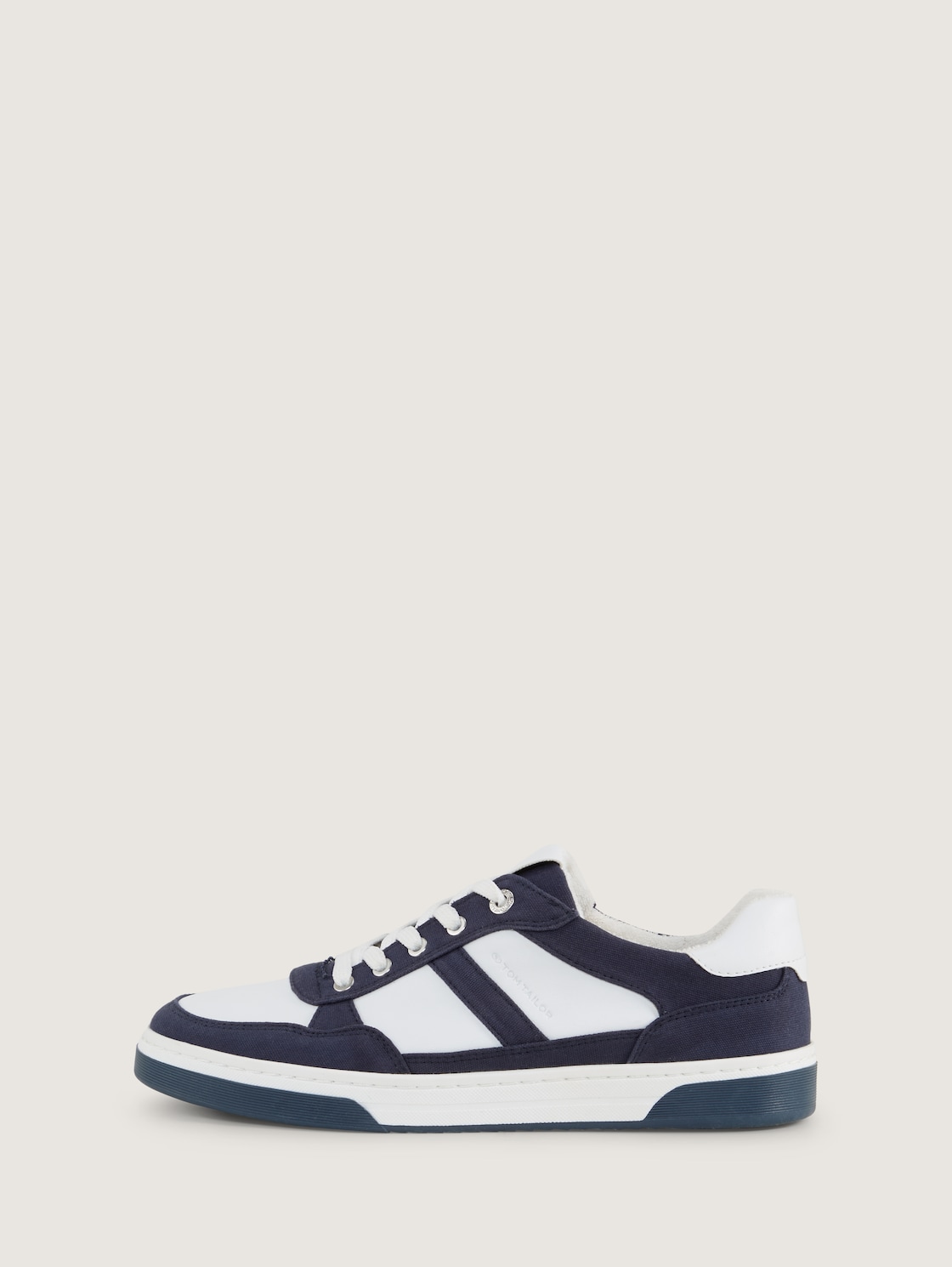 Sneaker mit Colour-Blocking - navy - seitliche Produkt-Ansicht