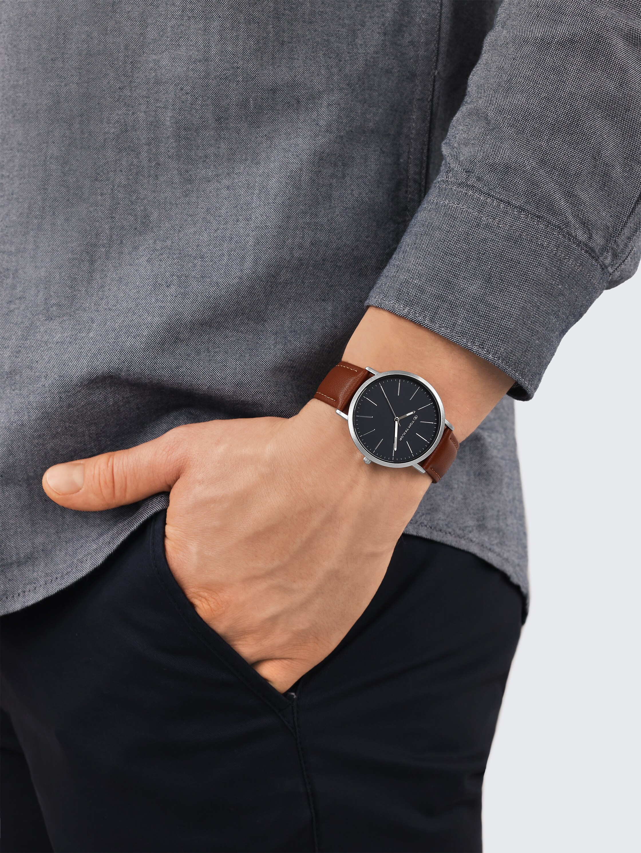 Silver wristwatch, brown dial, 40 mm - silver - 